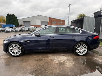 Used Jaguar XF 2018 for sale - 76449656: Photo