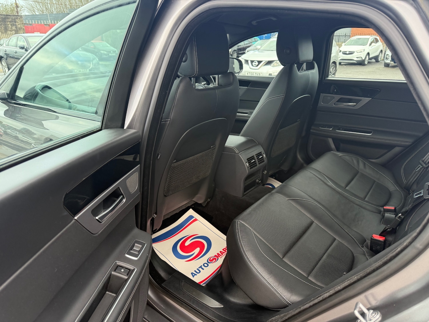 Used Jaguar XF 2017 for sale - 77066305: Photo 16