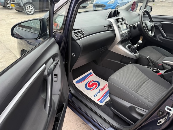 Used Toyota Verso 2015 for sale - 76170899: Photo 18