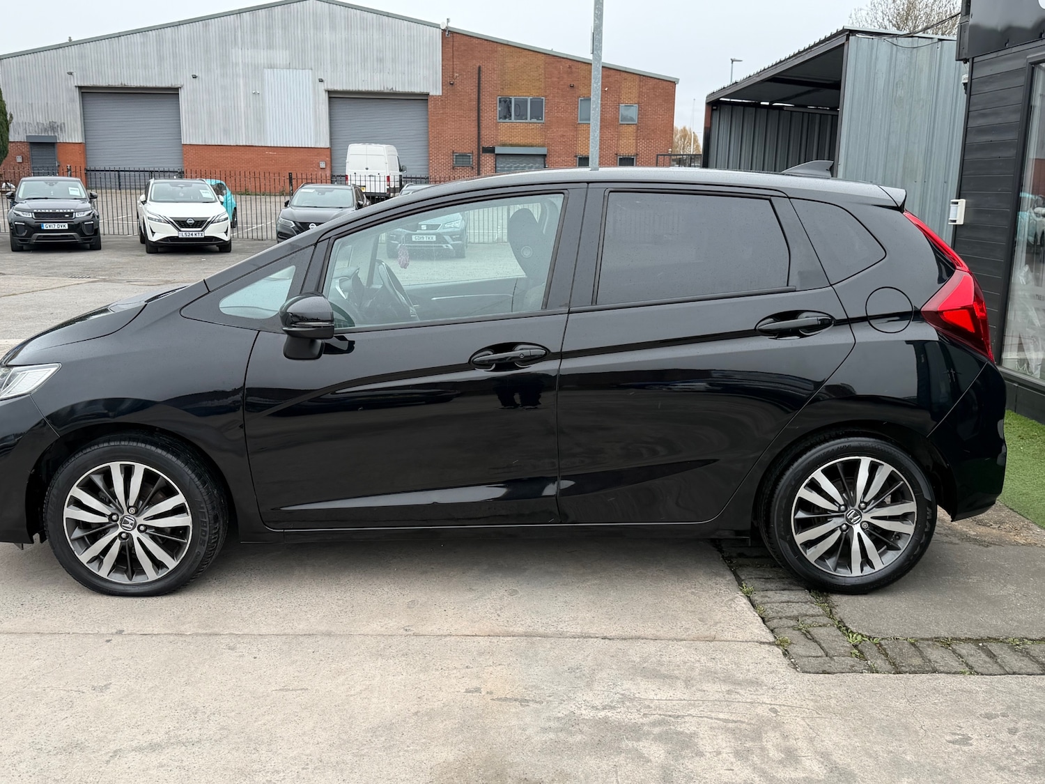 Used Honda Jazz 2018 for sale - 78057227: Photo 8