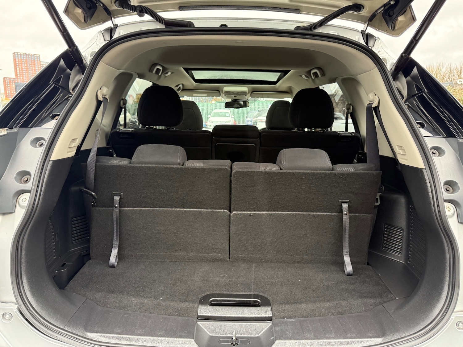 Used Nissan X-Trail 2017 for sale - 77343711: Photo 4