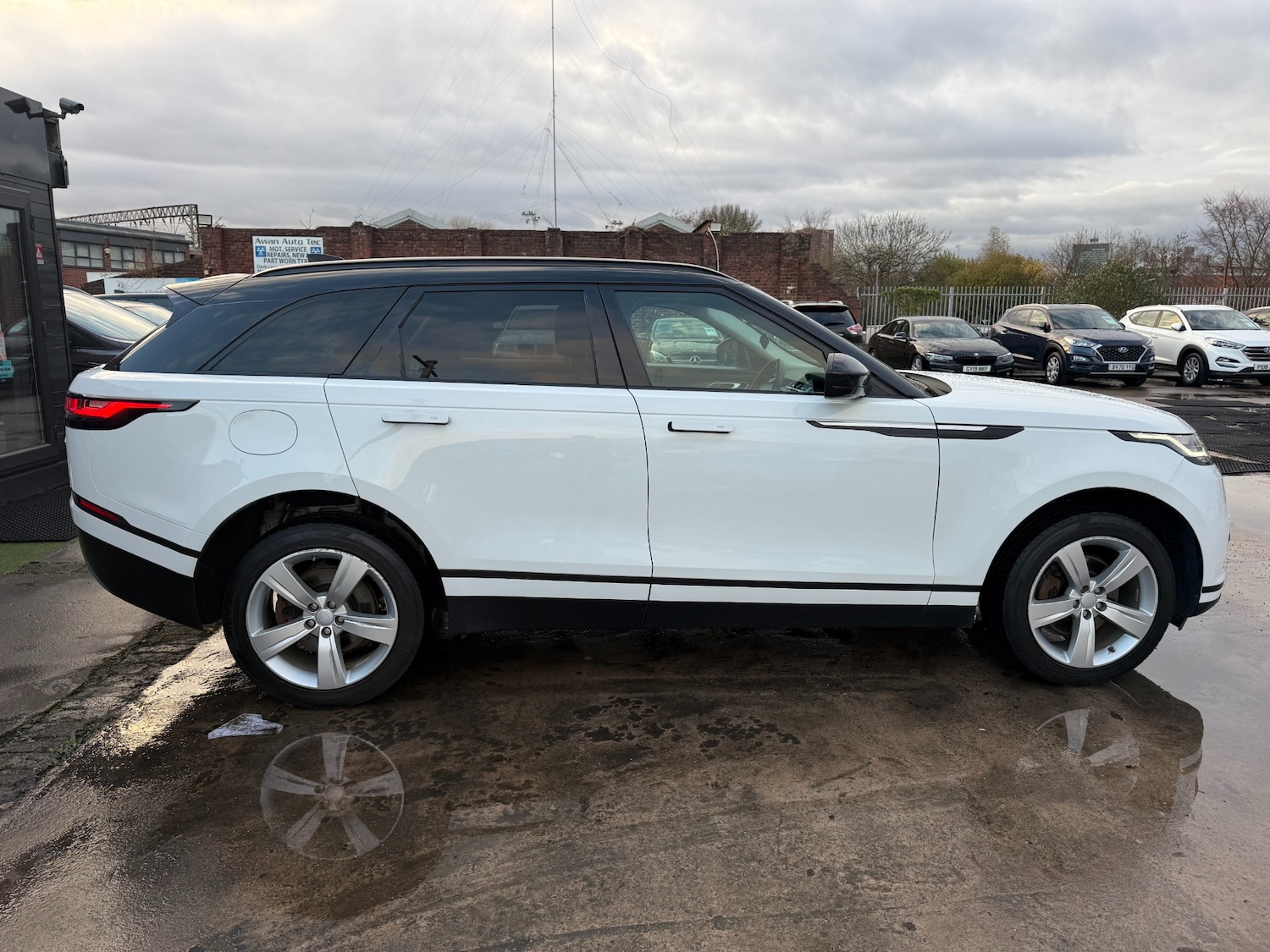 Used Land Rover Range Rover Velar 2019 for sale - 77260909: Photo 11