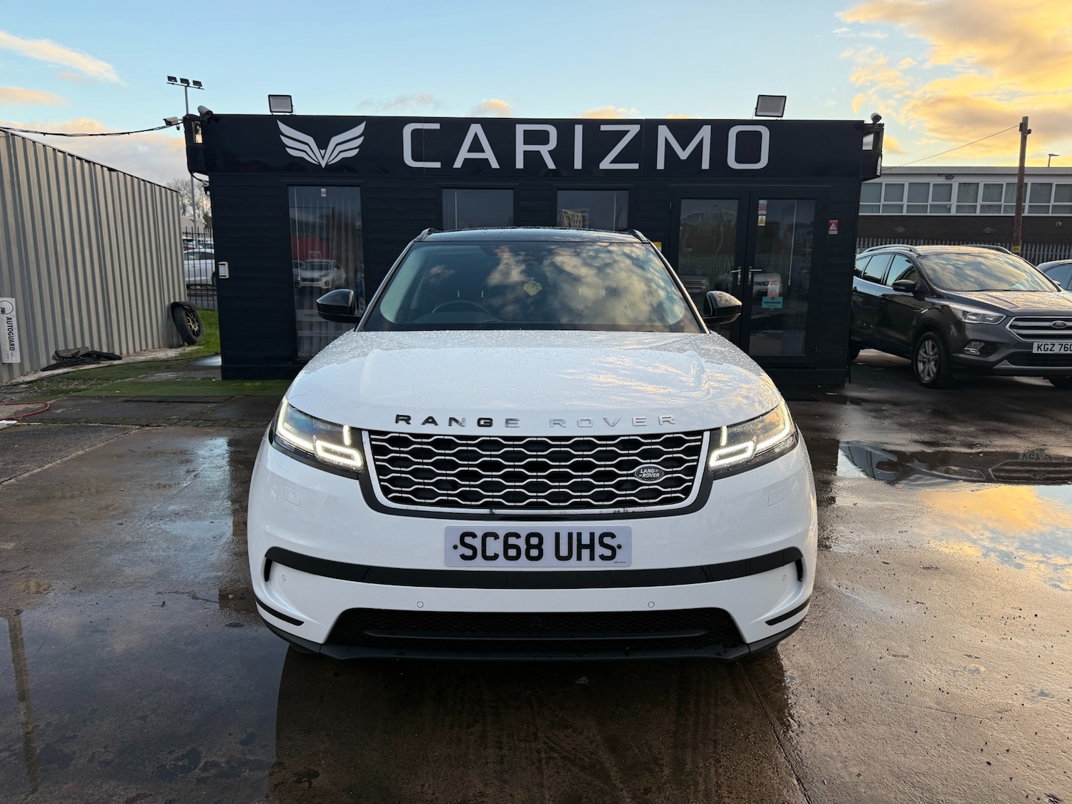 Used Land Rover Range Rover Velar 2019 for sale - 77260909: Photo 2