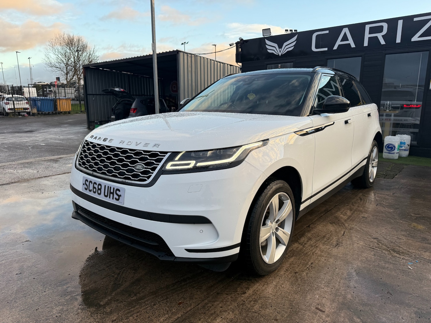 Used Land Rover Range Rover Velar 2019 for sale - 77260909: Photo 3