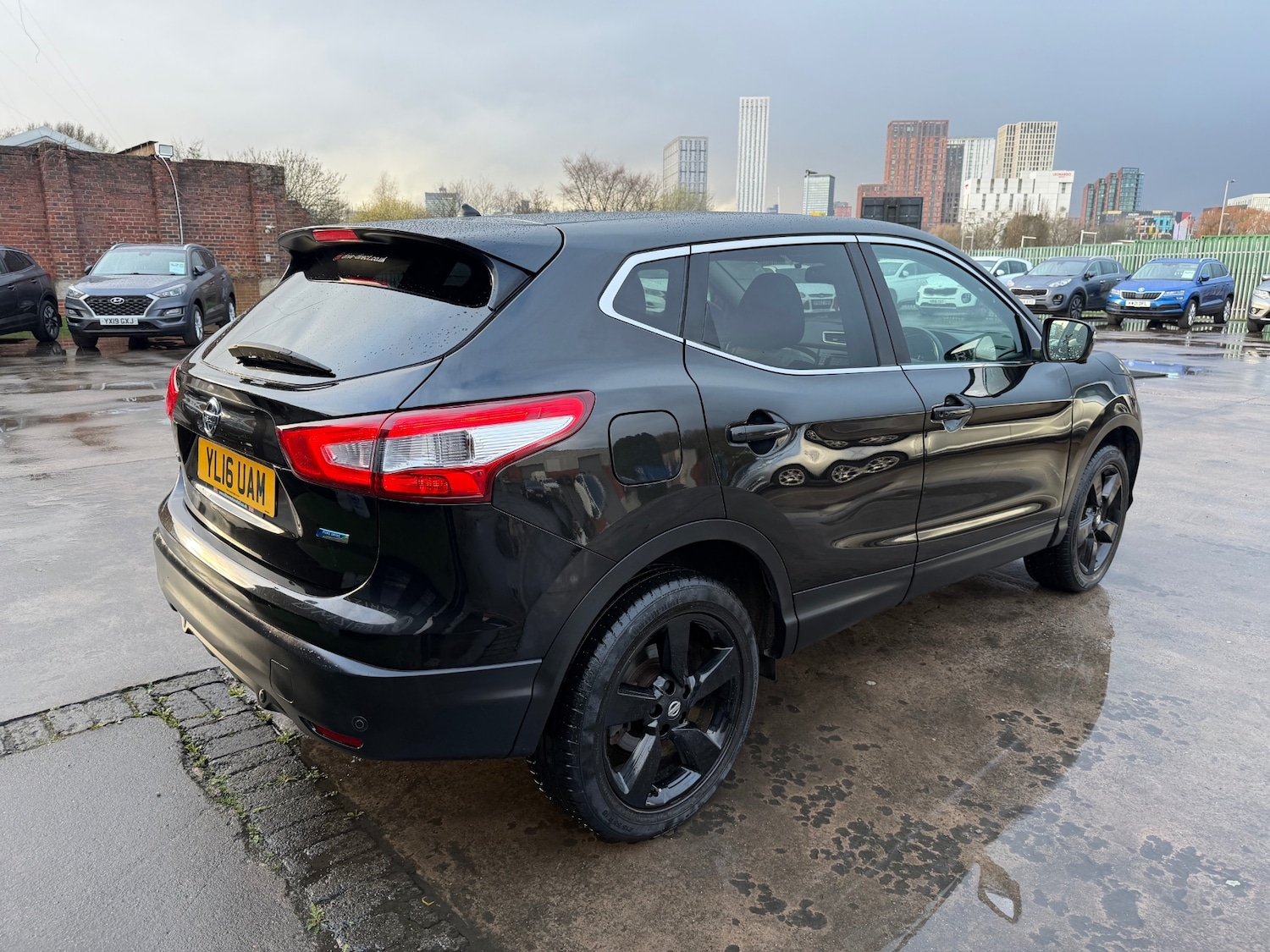 Used Nissan Qashqai 2016 for sale - 77877901: Photo 10