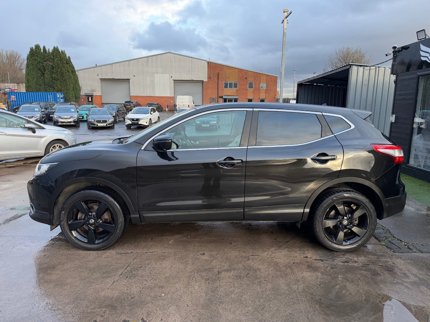 Used Nissan Qashqai 2016 for sale - 77877901: Photo 5