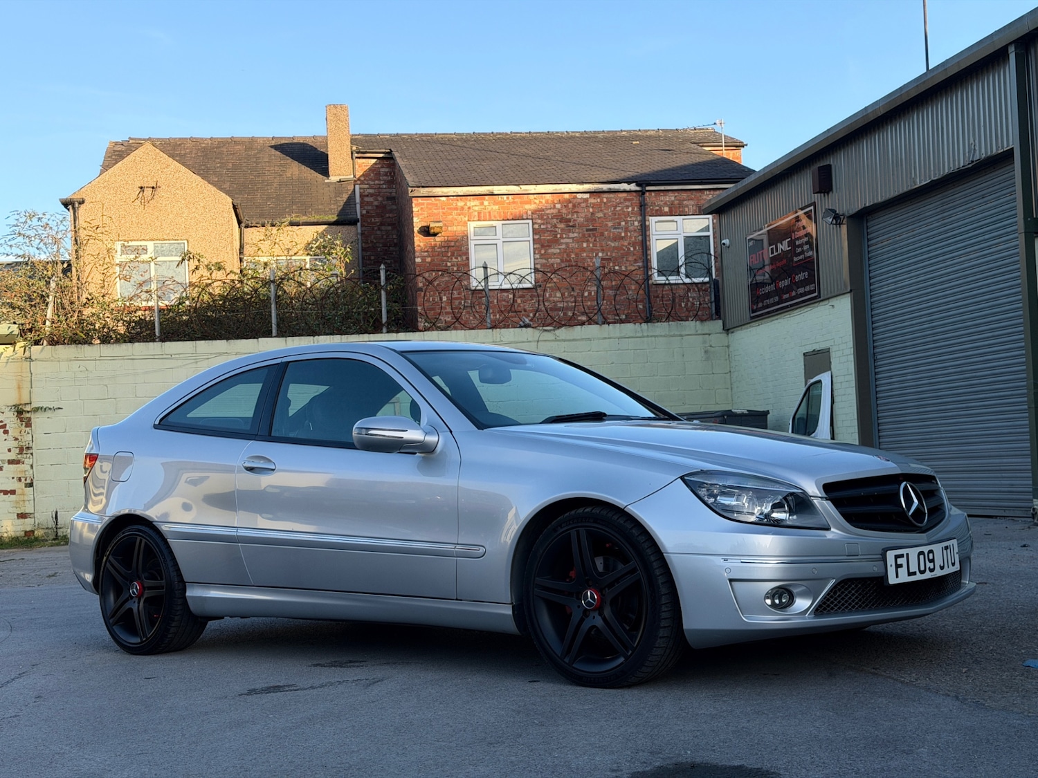 Used Mercedes-Benz CLC Class 2009 for sale - 76293345: Photo 1