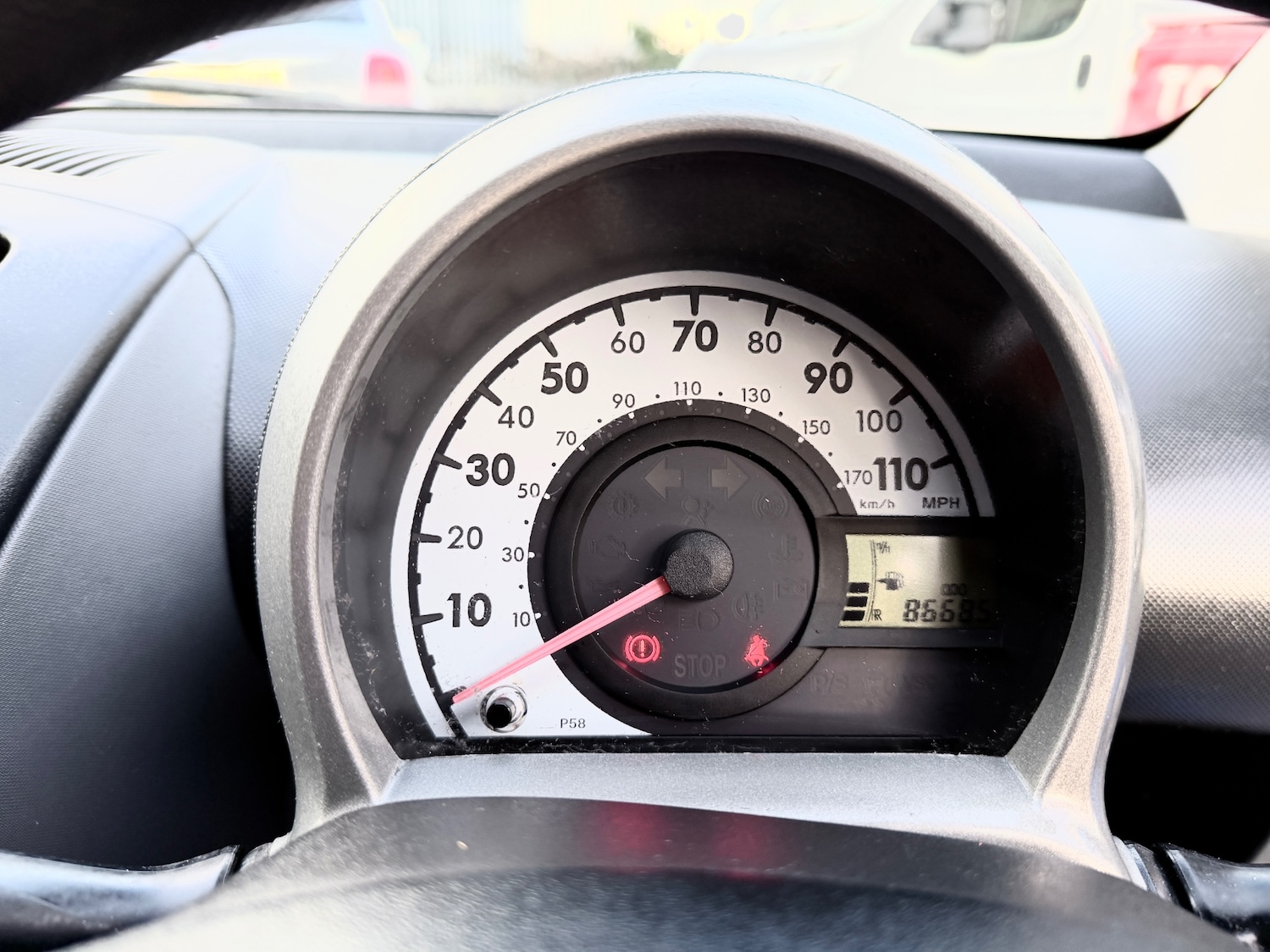 Used Toyota AYGO 2010 for sale - 77669209: Photo 10