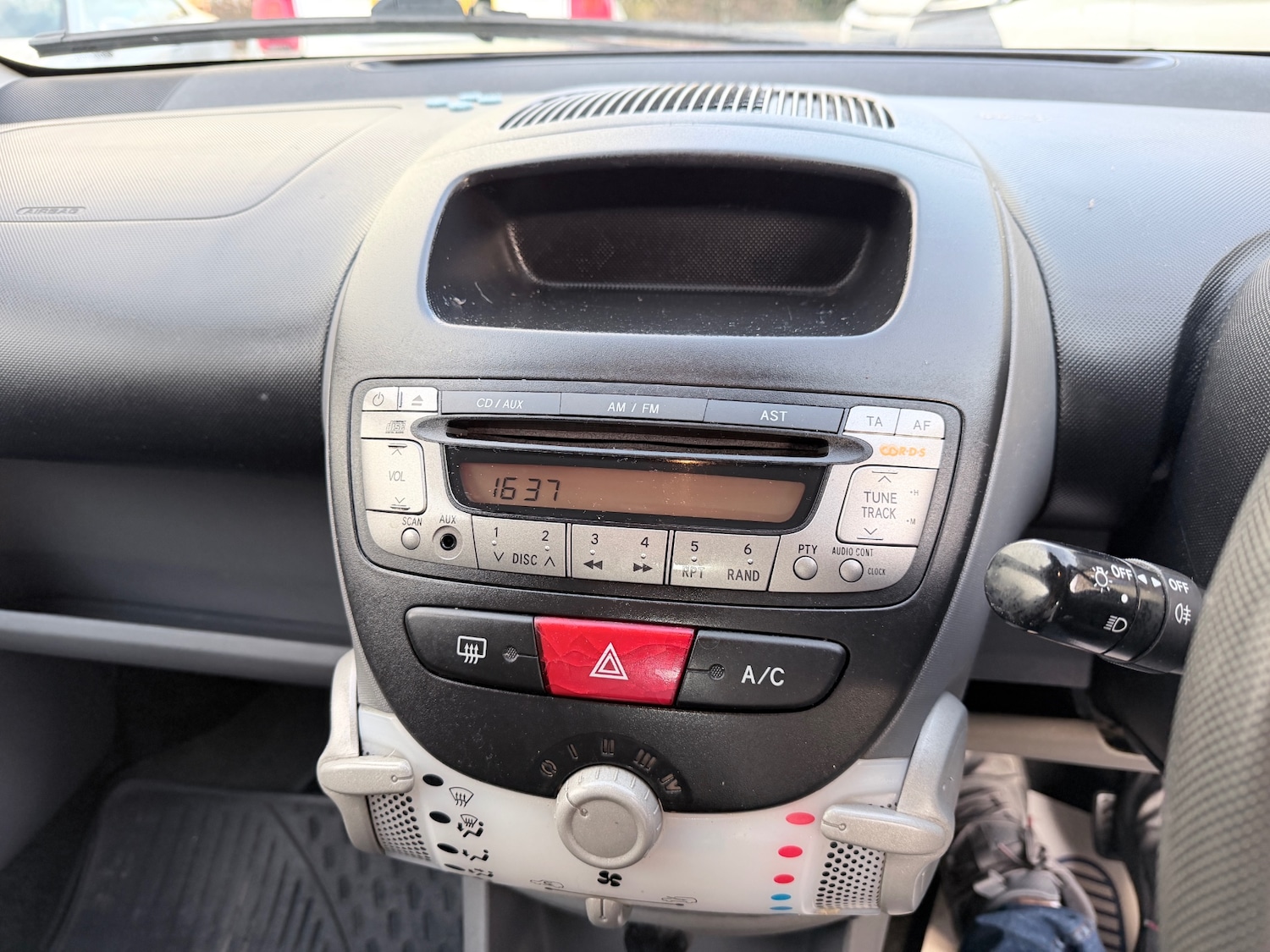 Used Toyota AYGO 2010 for sale - 77669209: Photo 12