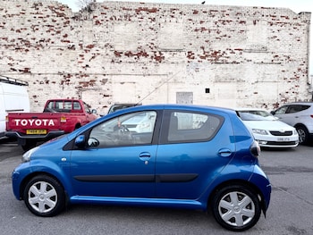 Used Toyota AYGO 2010 for sale - 77669209: Photo