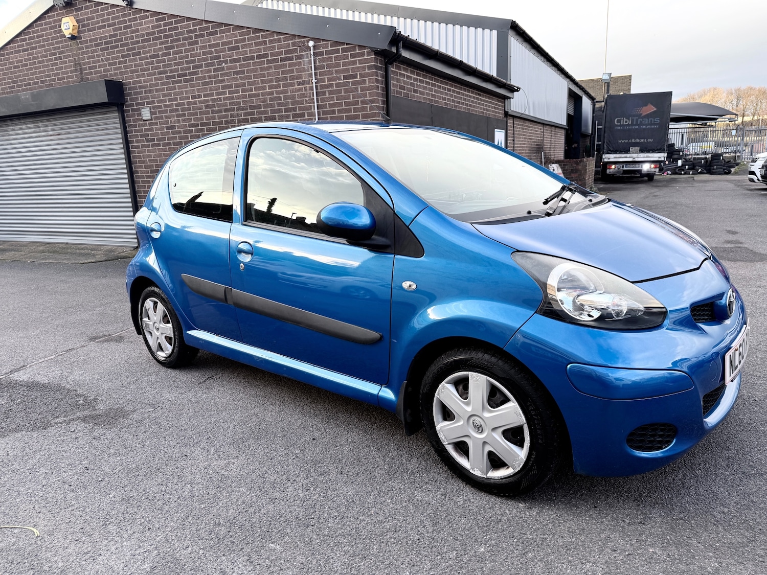 Used Toyota AYGO 2010 for sale - 77669209: Photo 6