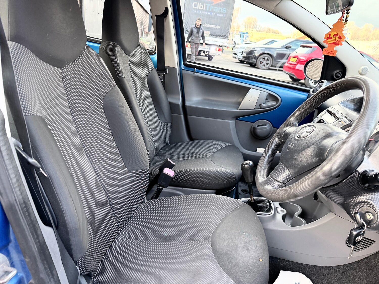 Used Toyota AYGO 2010 for sale - 77669209: Photo 8