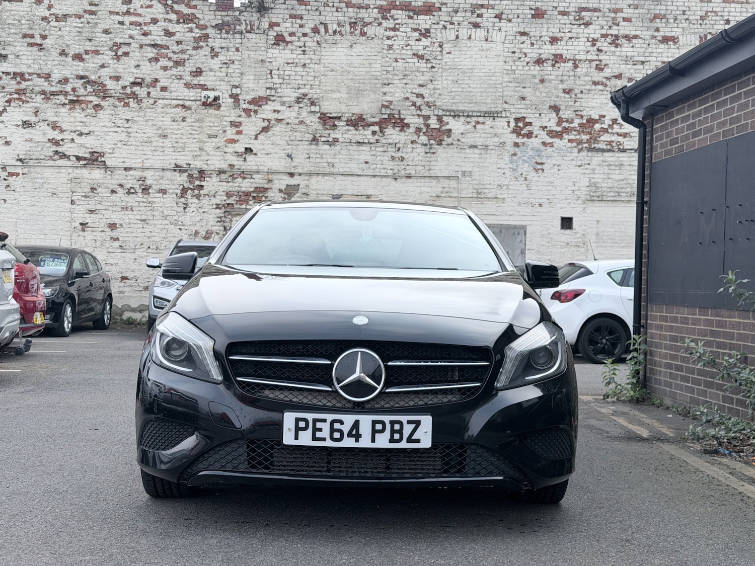 Used Mercedes-Benz A-Class 2014 for sale - 77969076: Photo 2