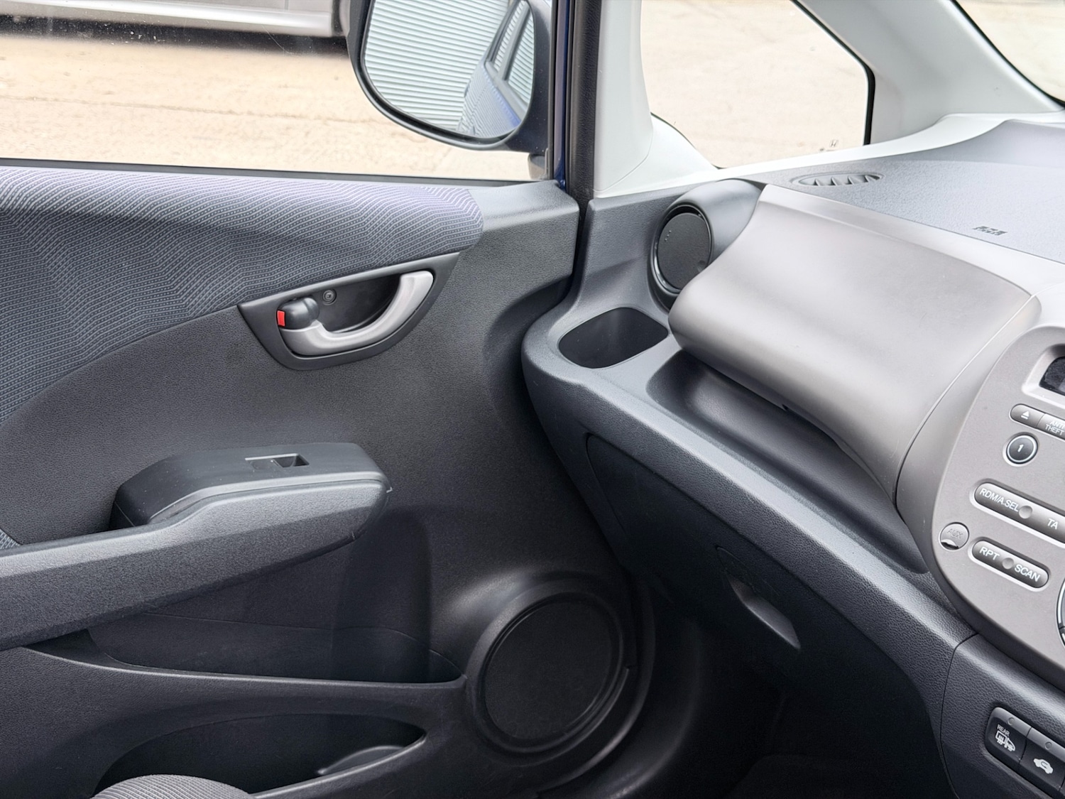 Used Honda Jazz 2010 for sale - 77982219: Photo 14