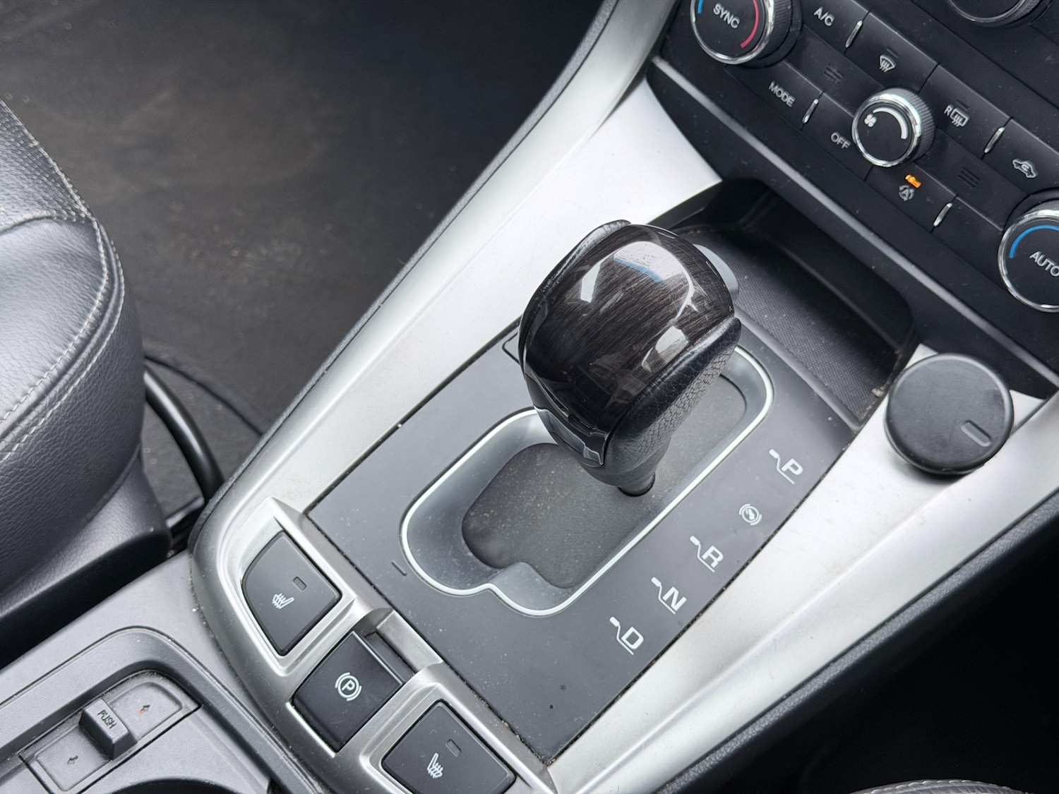 Used Chevrolet Captiva 2014 for sale - 77992058: Photo 23