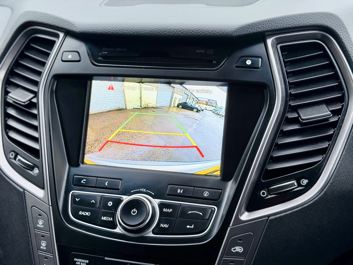 Used Hyundai Santa Fe 2015 for sale - 77450076: Photo 15