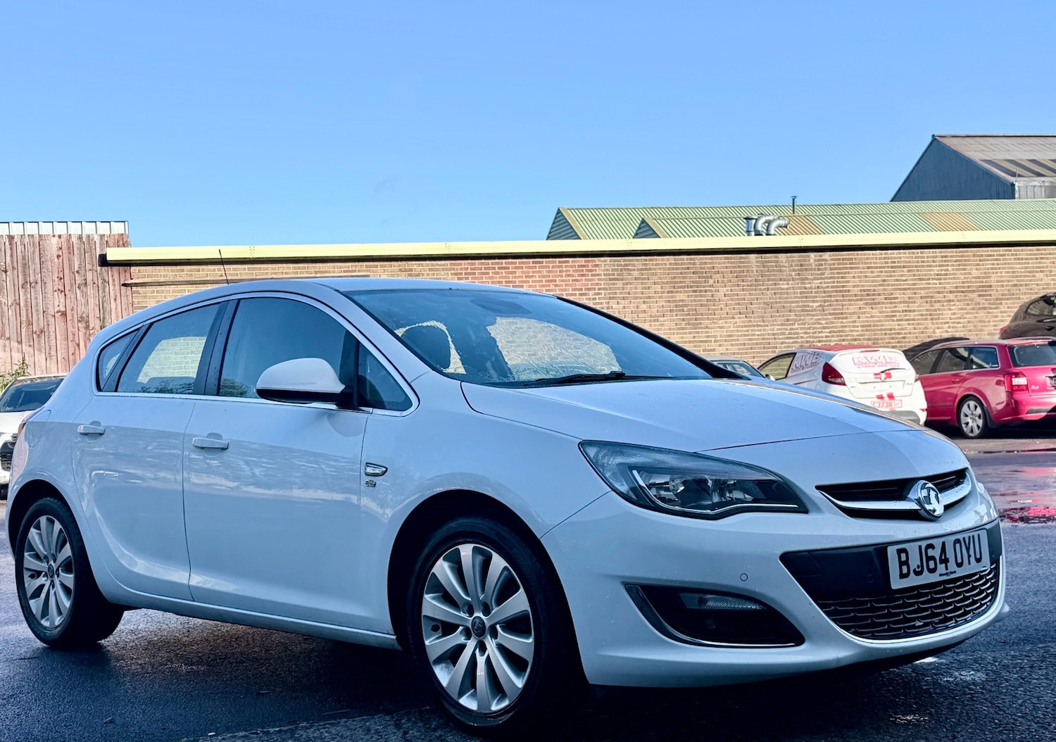 Used Vauxhall Astra 2014 for sale - 76366364: Photo 1