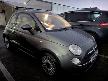 2013 (13) - 0.9 TwinAir Lounge 3dr Dualogic Auto Sunroof 76000 Miles Sunroof Ulez Fre