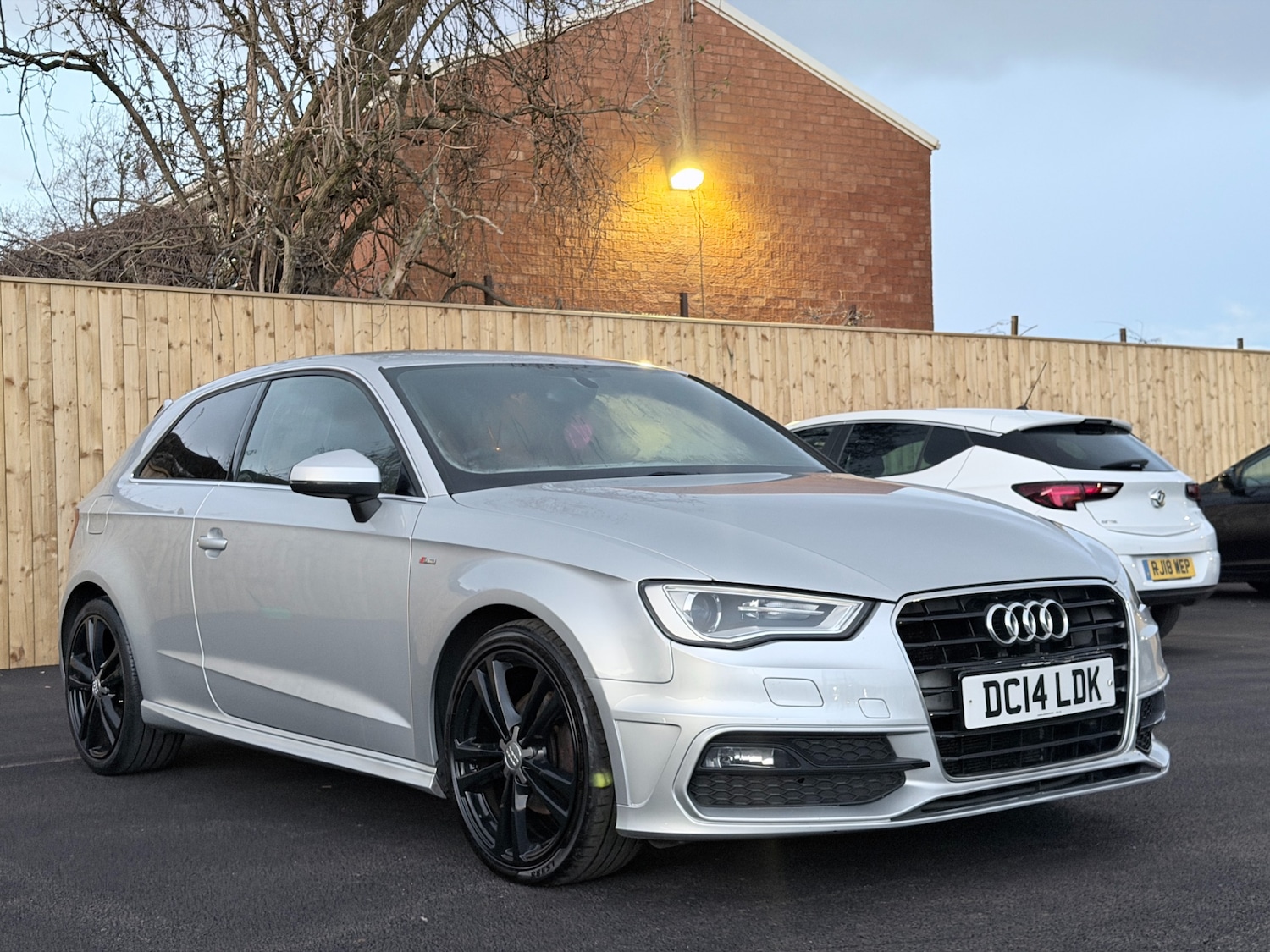Used Audi A3 2014 for sale - 78018728: Photo 2