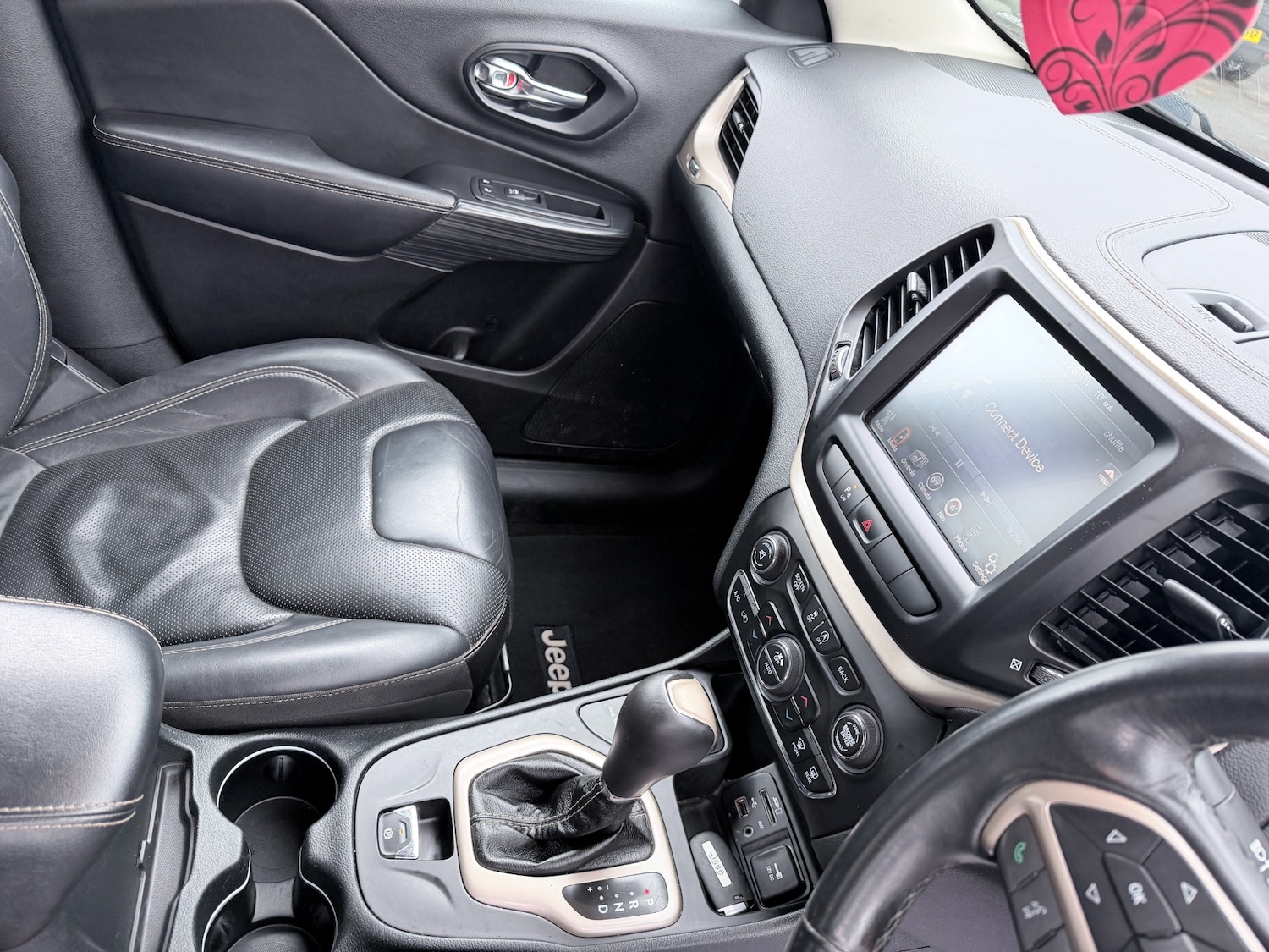 Used Jeep Cherokee 2015 for sale - 78155747: Photo 11