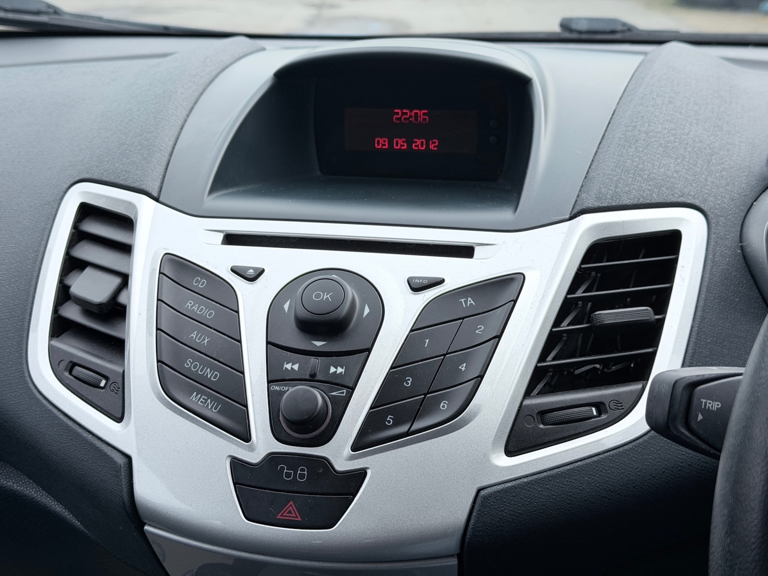 Used Ford Fiesta 2012 for sale - 77709354: Photo 14