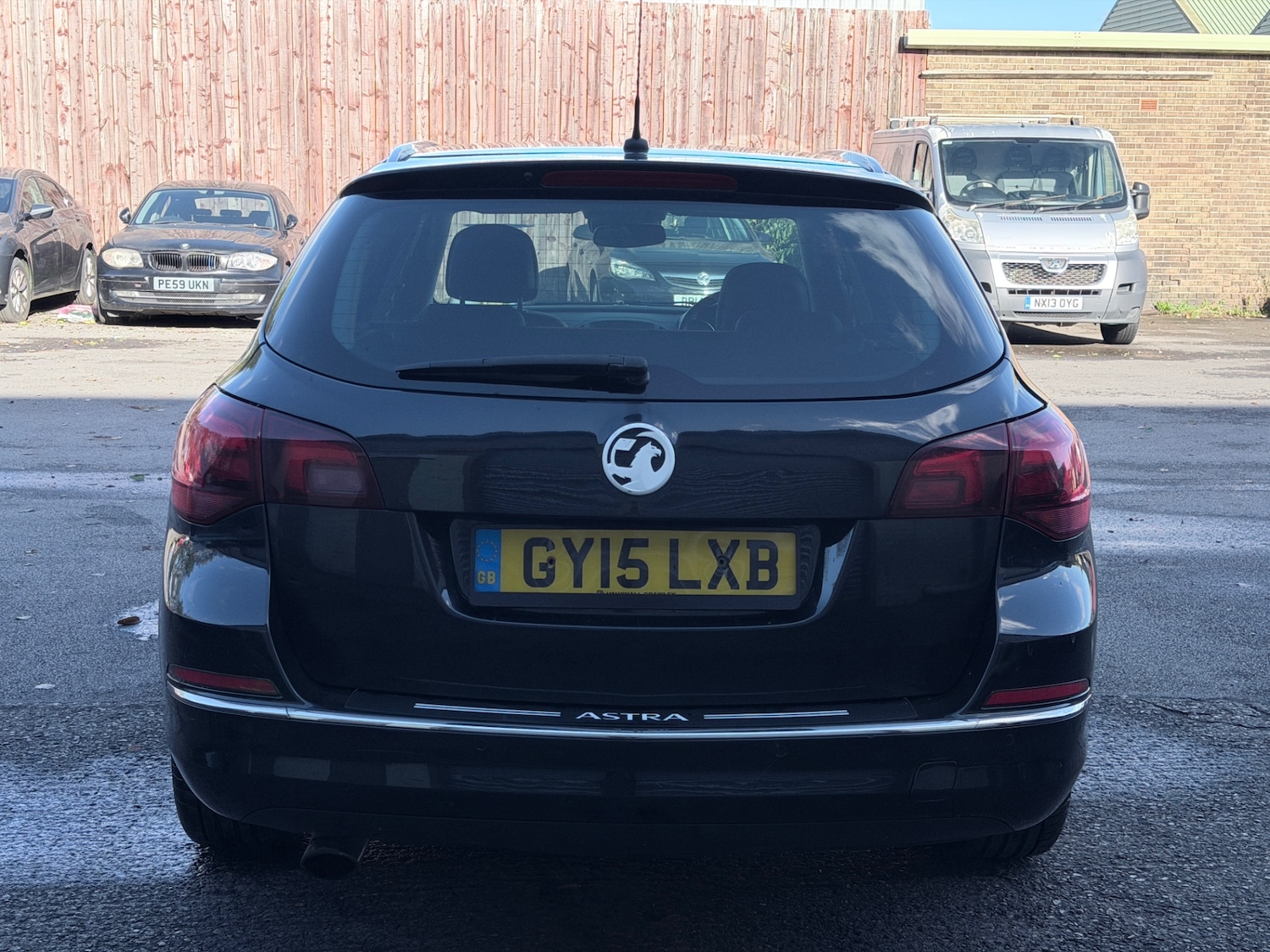 Used Vauxhall Astra 2015 for sale - 76366357: Photo 5