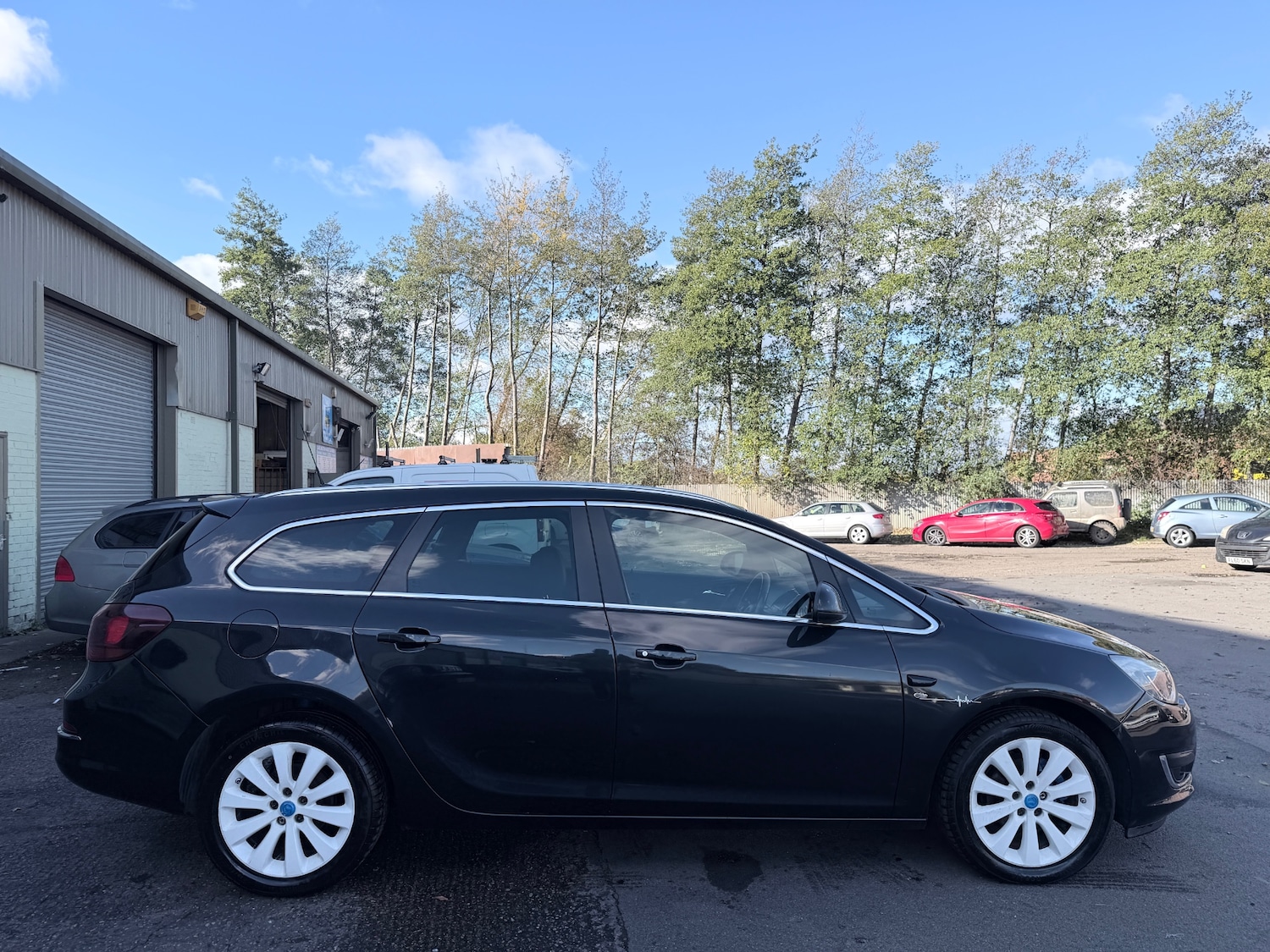 Used Vauxhall Astra 2015 for sale - 76366357: Photo 6