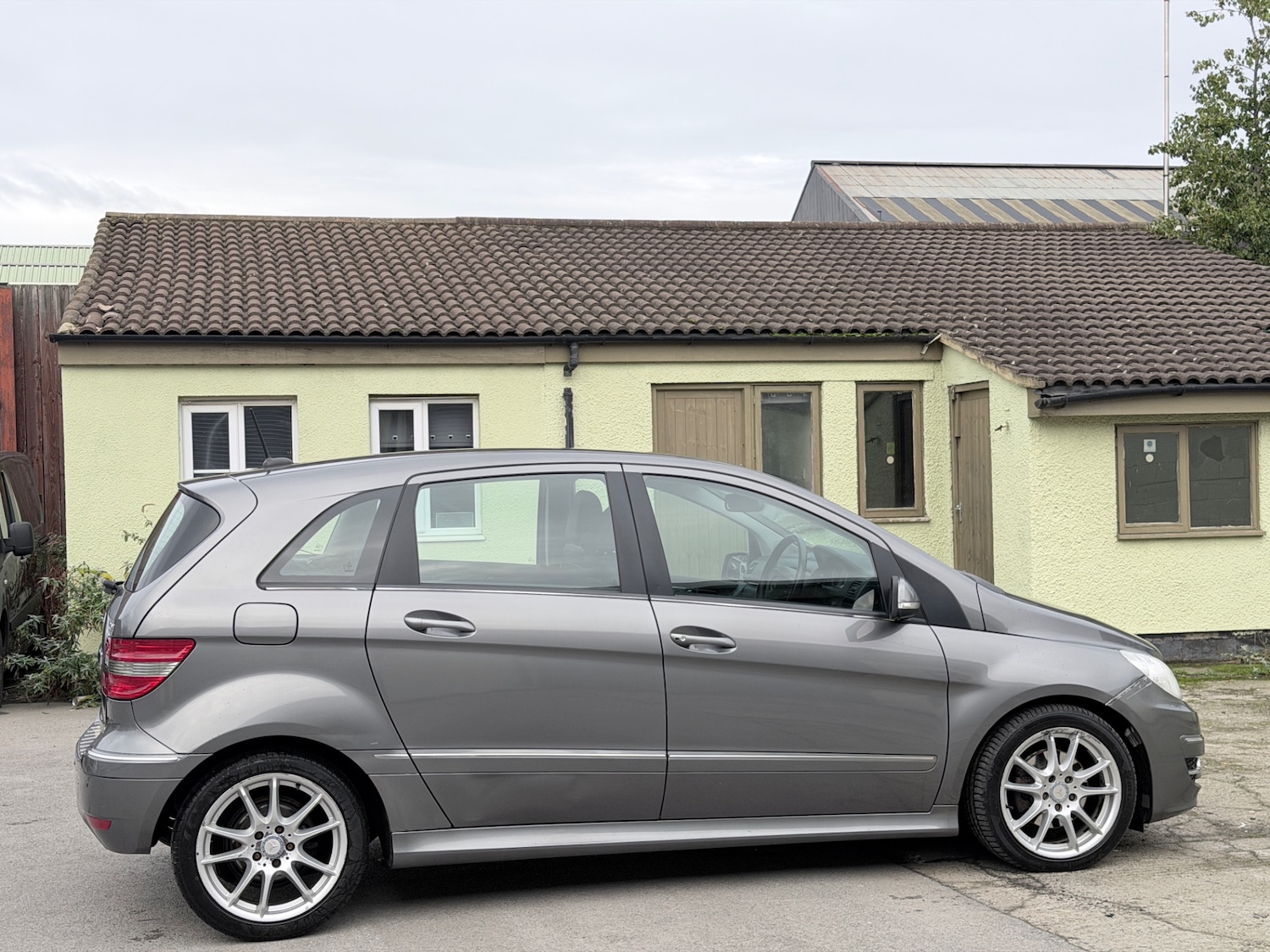 Used Mercedes-Benz B Class 2009 for sale - 76527446: Photo 5