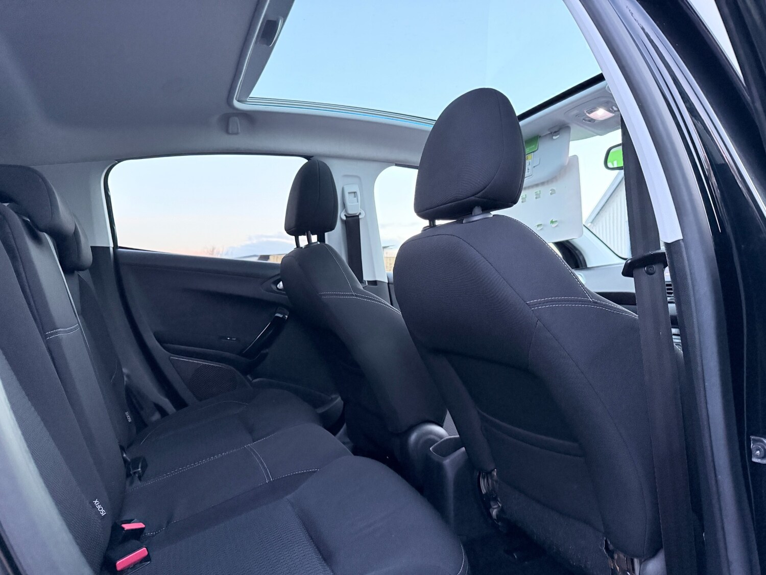 Used Peugeot 208 2018 for sale - 78140682: Photo 22