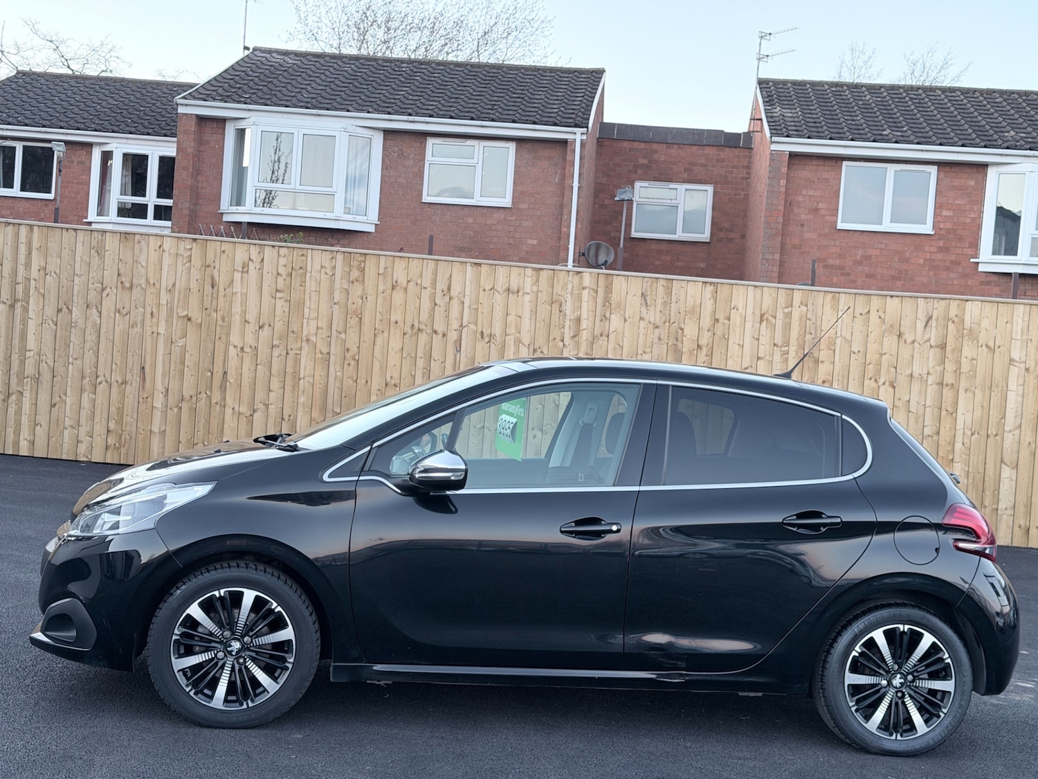 Used Peugeot 208 2018 for sale - 78140682: Photo 4