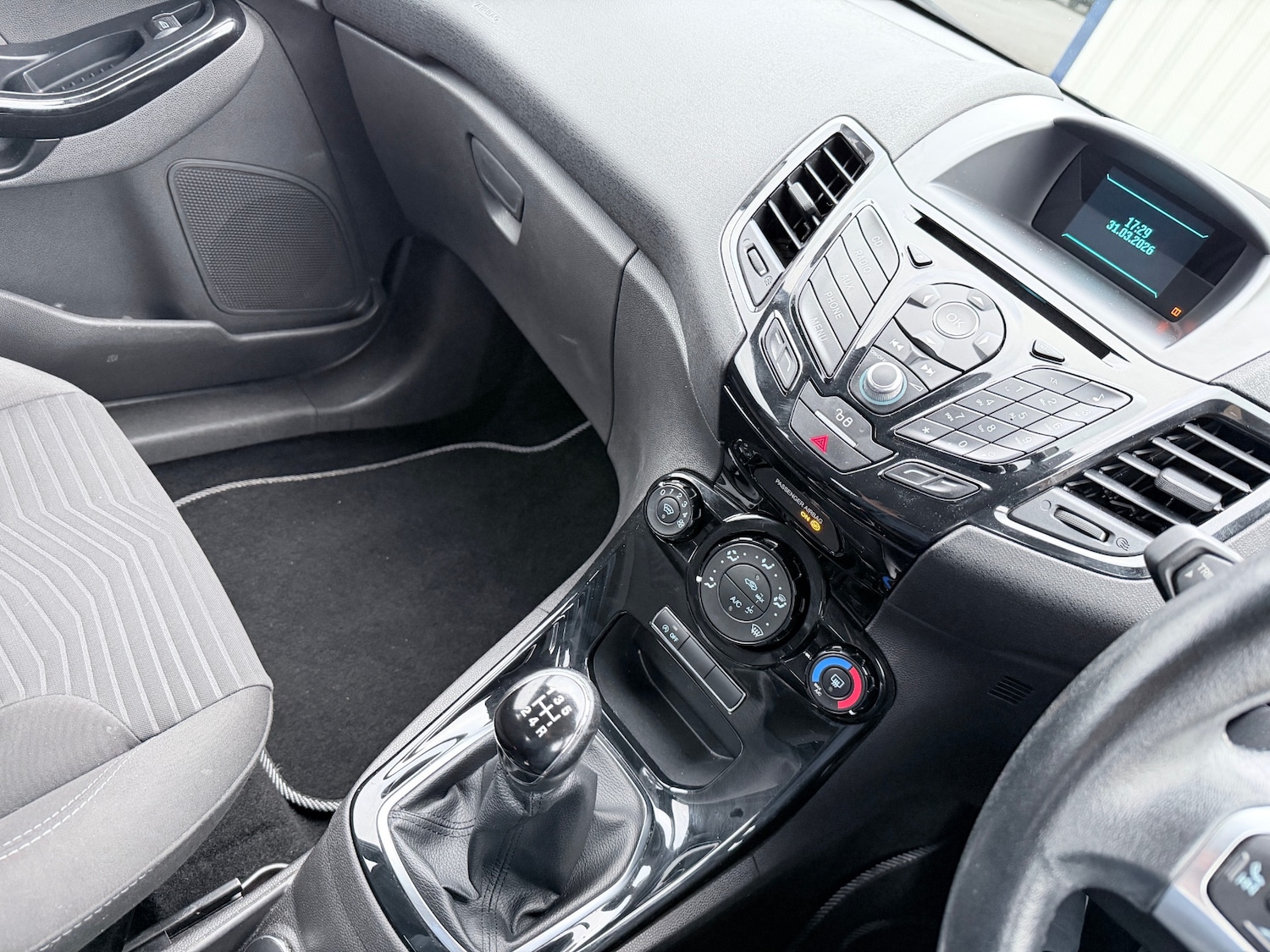 Used Ford Fiesta 2015 for sale - 78112748: Photo 16