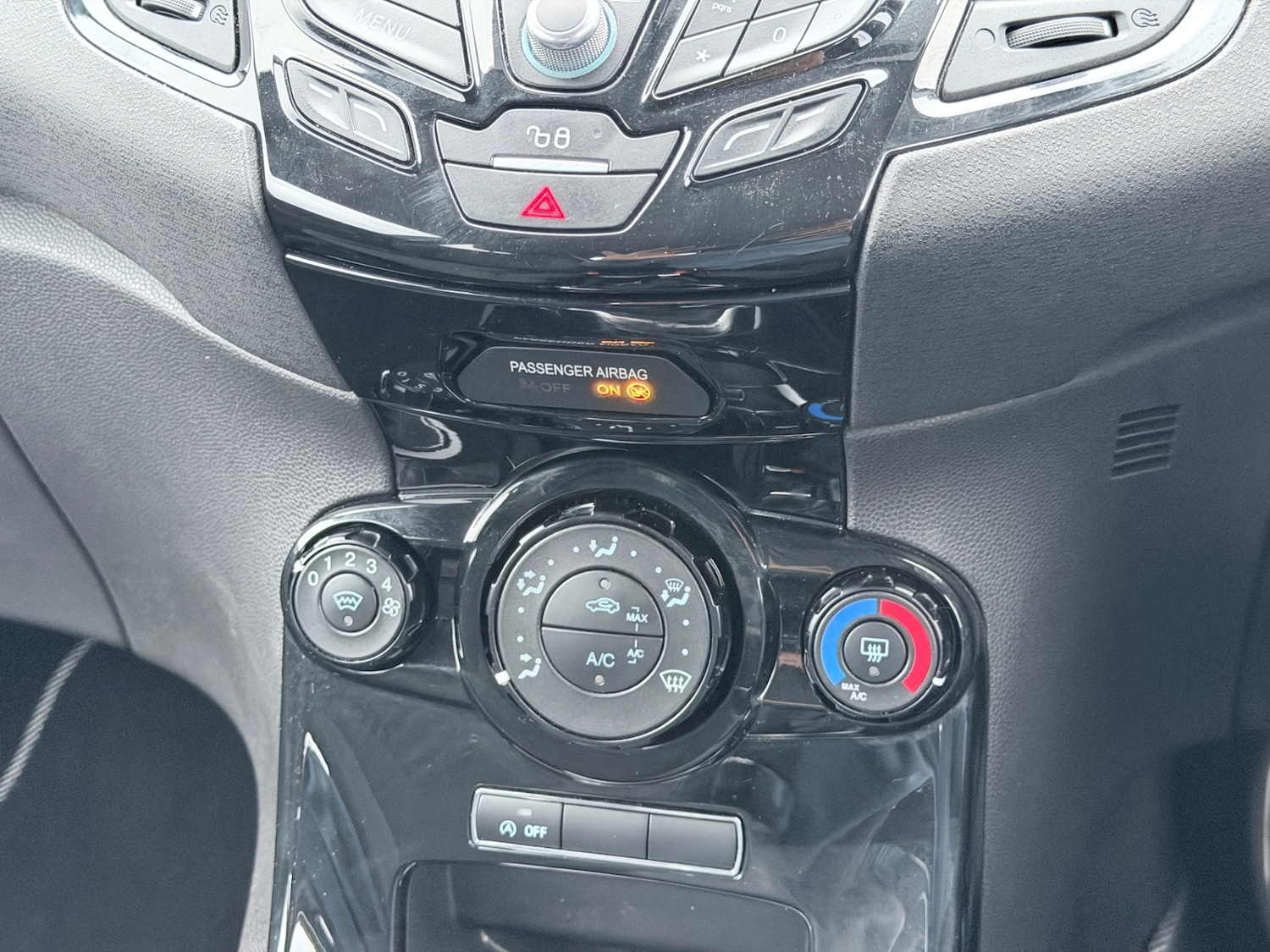 Used Ford Fiesta 2015 for sale - 78112748: Photo 18