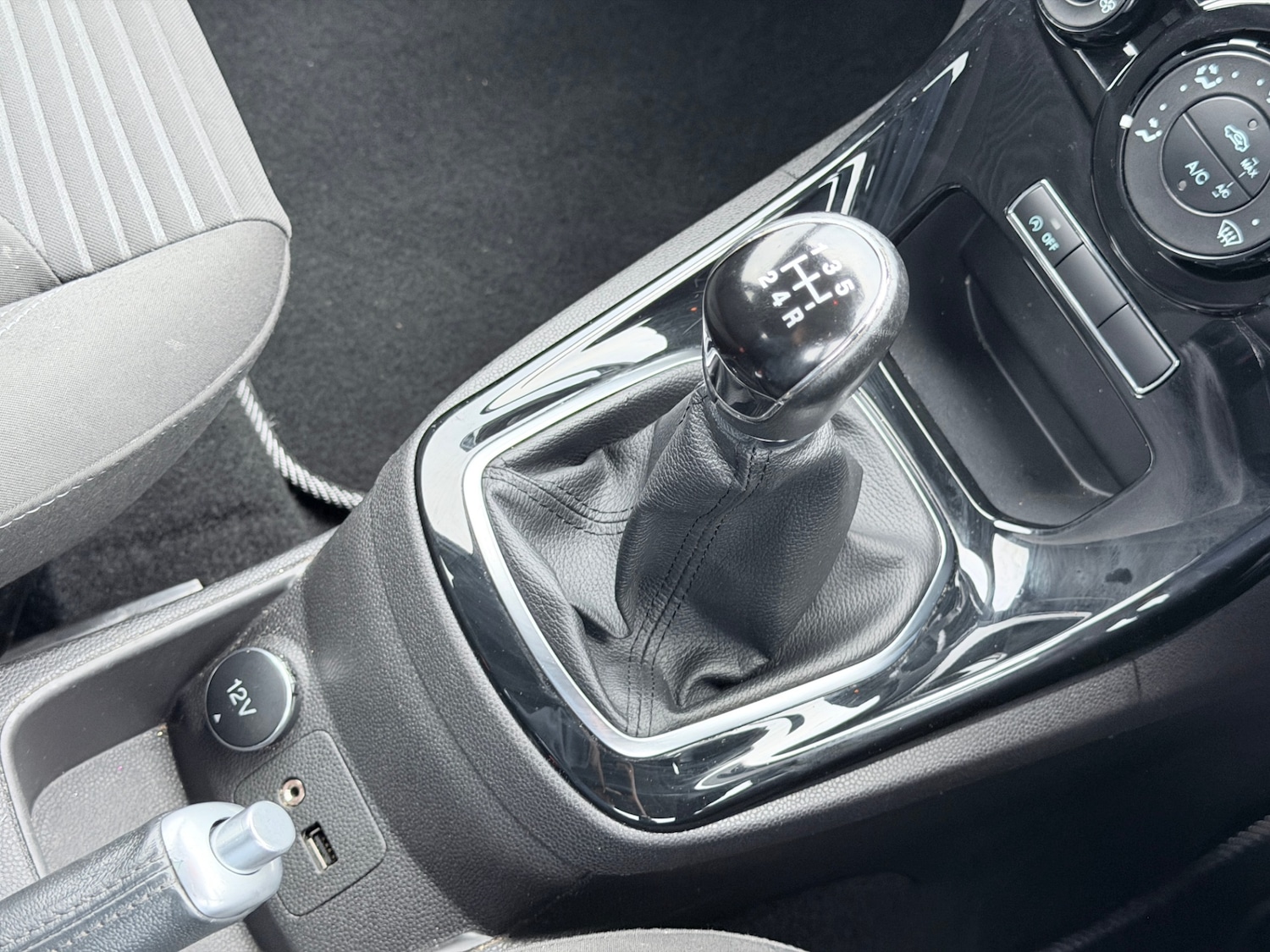 Used Ford Fiesta 2015 for sale - 78112748: Photo 19