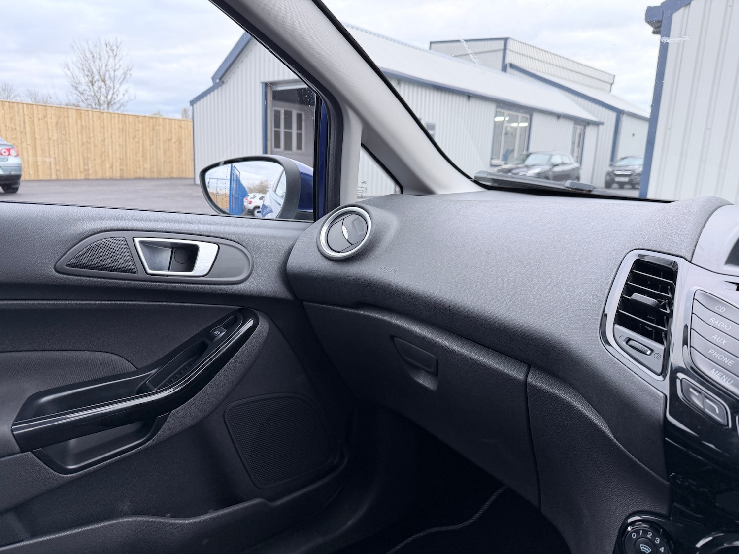 Used Ford Fiesta 2015 for sale - 78112748: Photo 20