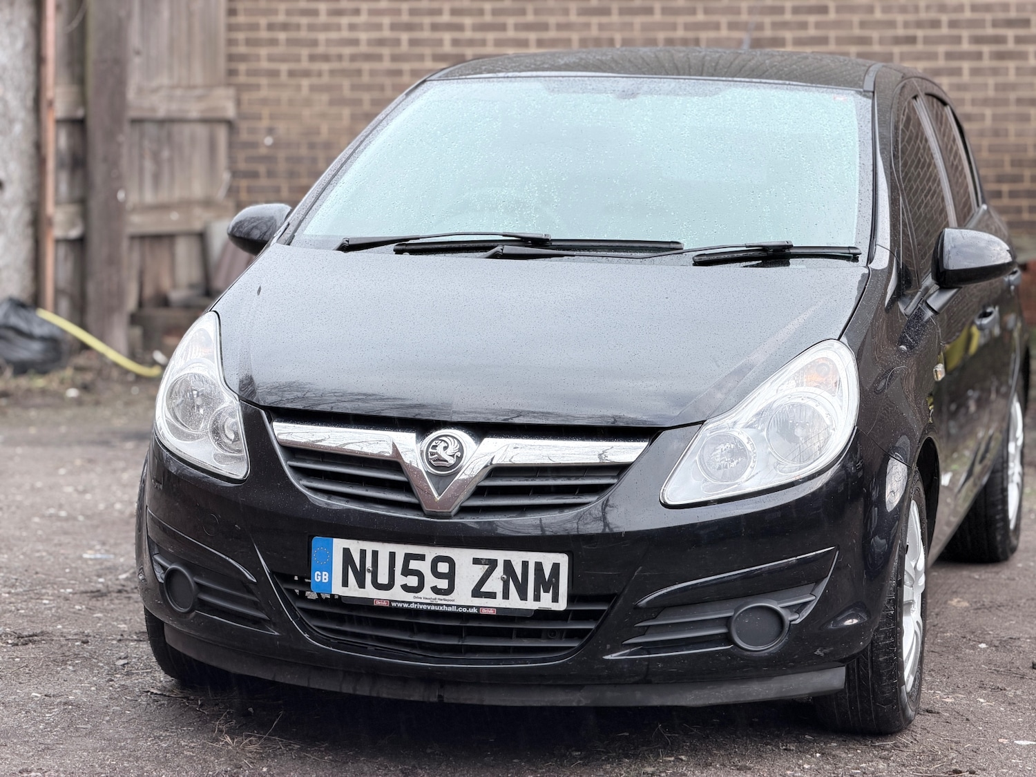 Used Vauxhall Corsa 2009 for sale - 77409827: Photo 2