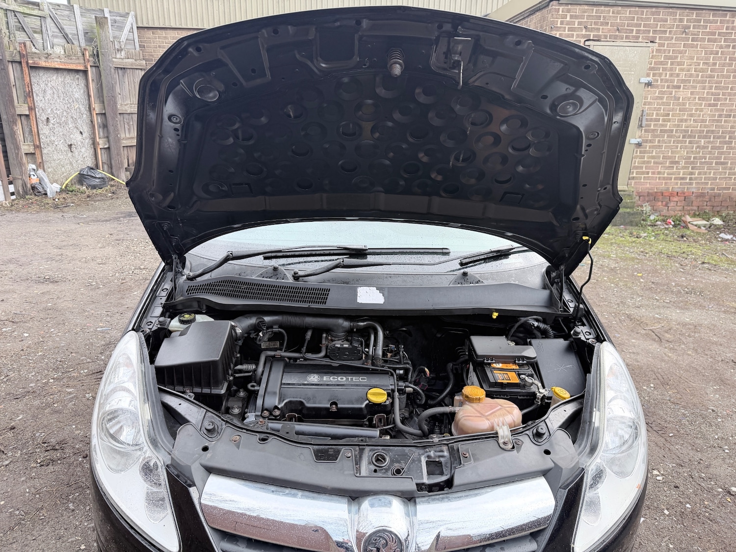 Used Vauxhall Corsa 2009 for sale - 77409827: Photo 24