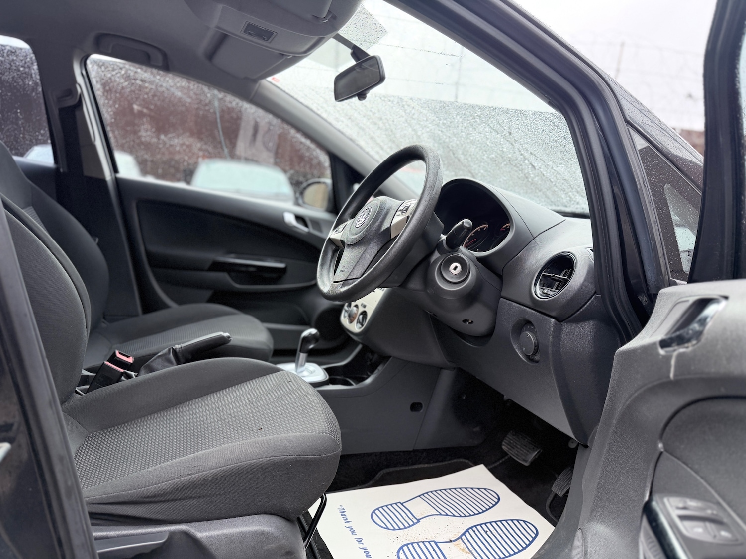 Used Vauxhall Corsa 2009 for sale - 77409827: Photo 6