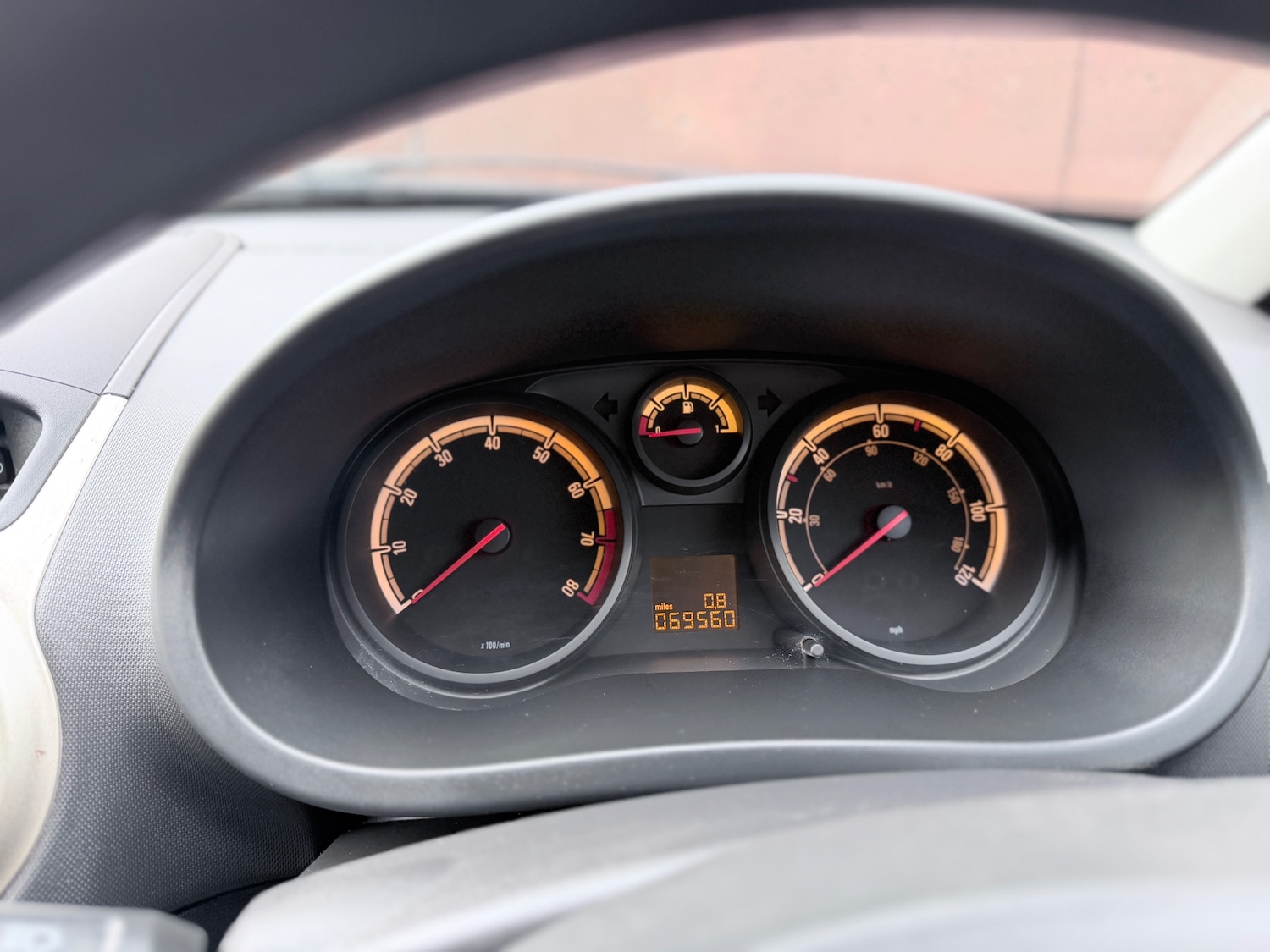 Used Vauxhall Corsa 2009 for sale - 77409827: Photo 9