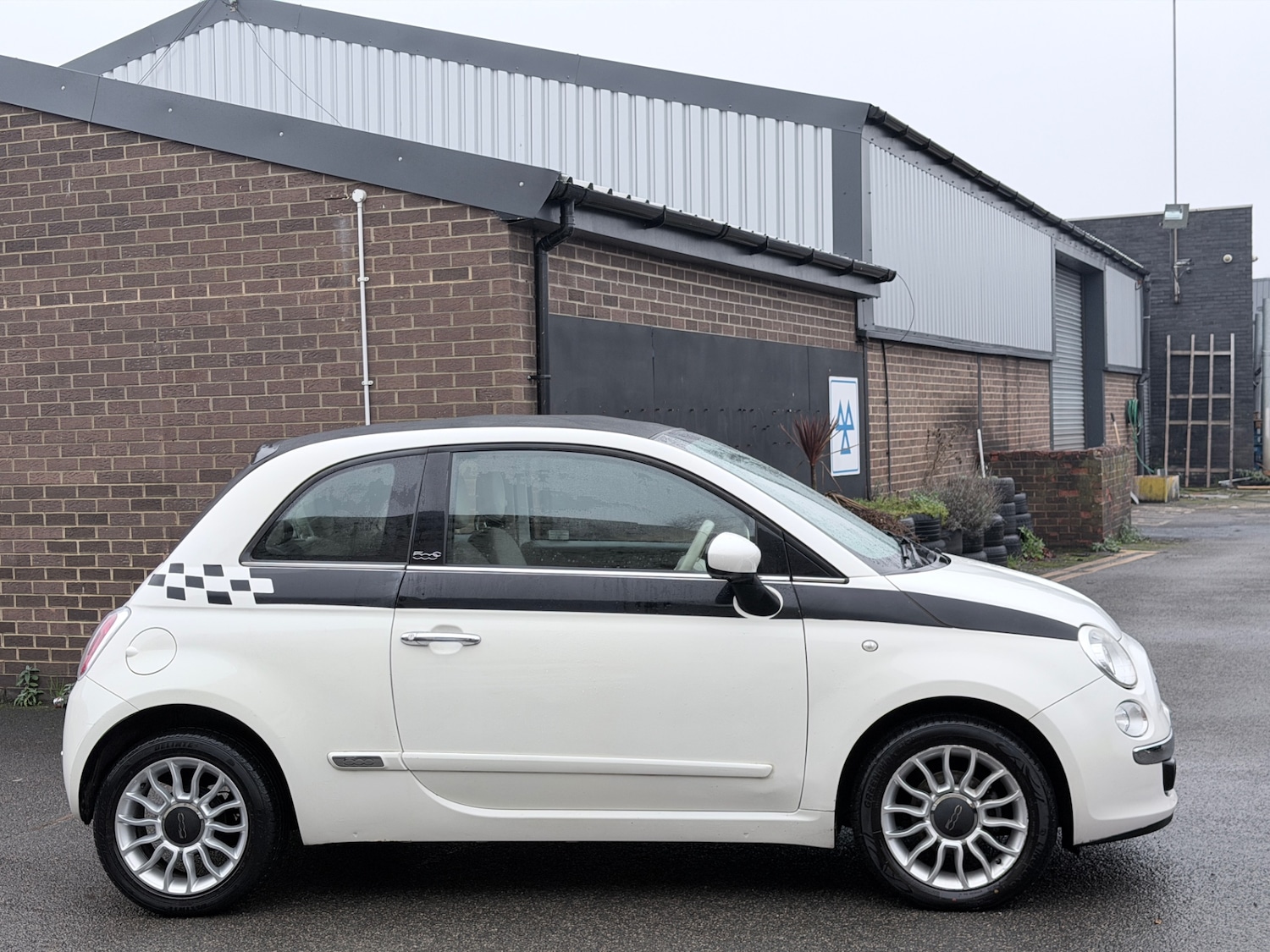 Used Fiat 500 2011 for sale - 77019978: Photo 4