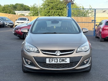 Used Vauxhall Astra 2013 for sale - 79451715: Photo