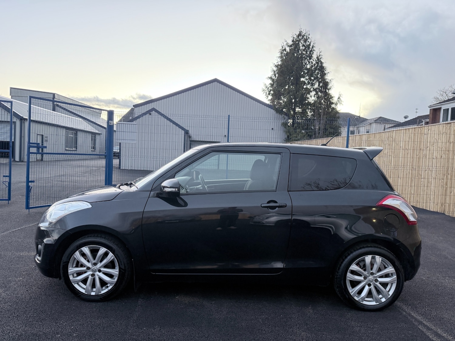 Used Suzuki Swift 2014 for sale - 78046054: Photo 11