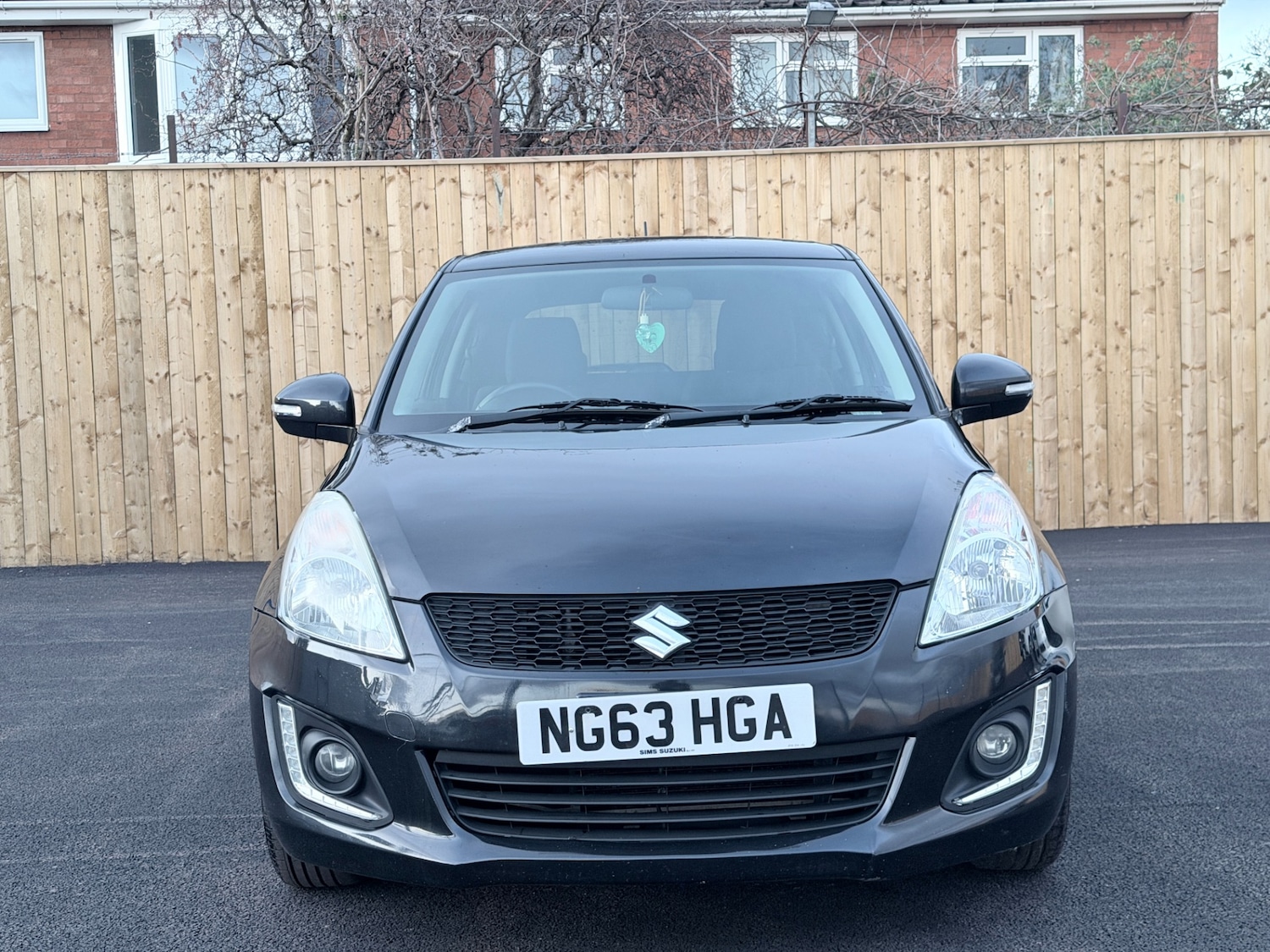 Used Suzuki Swift 2014 for sale - 78046054: Photo 2
