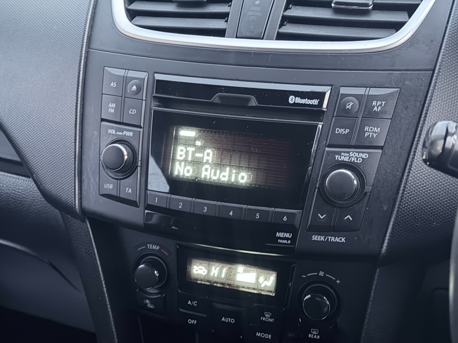 Used Suzuki Swift 2014 for sale - 78046054: Photo 21