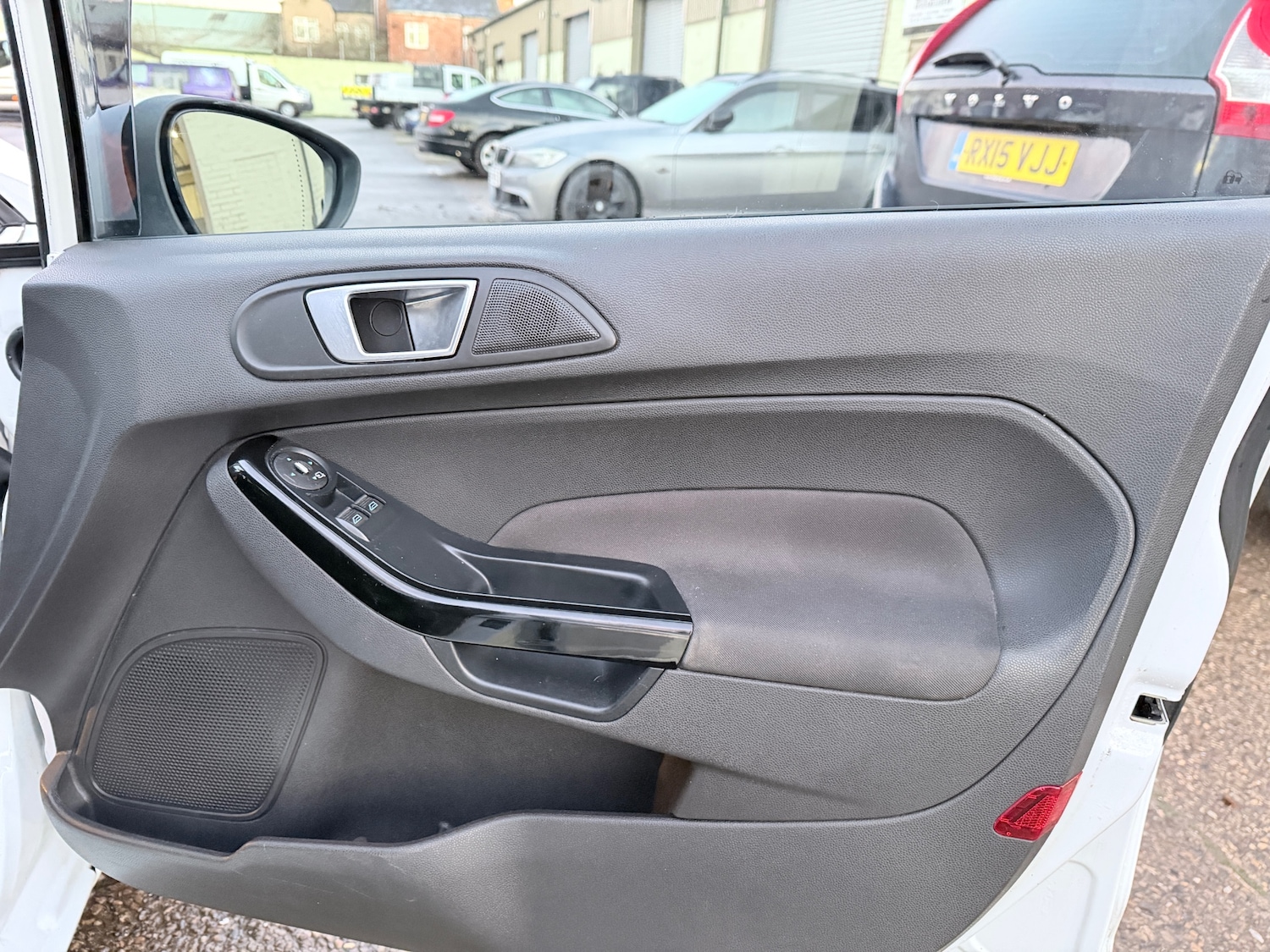 Used Ford Fiesta 2014 for sale - 76962973: Photo 18