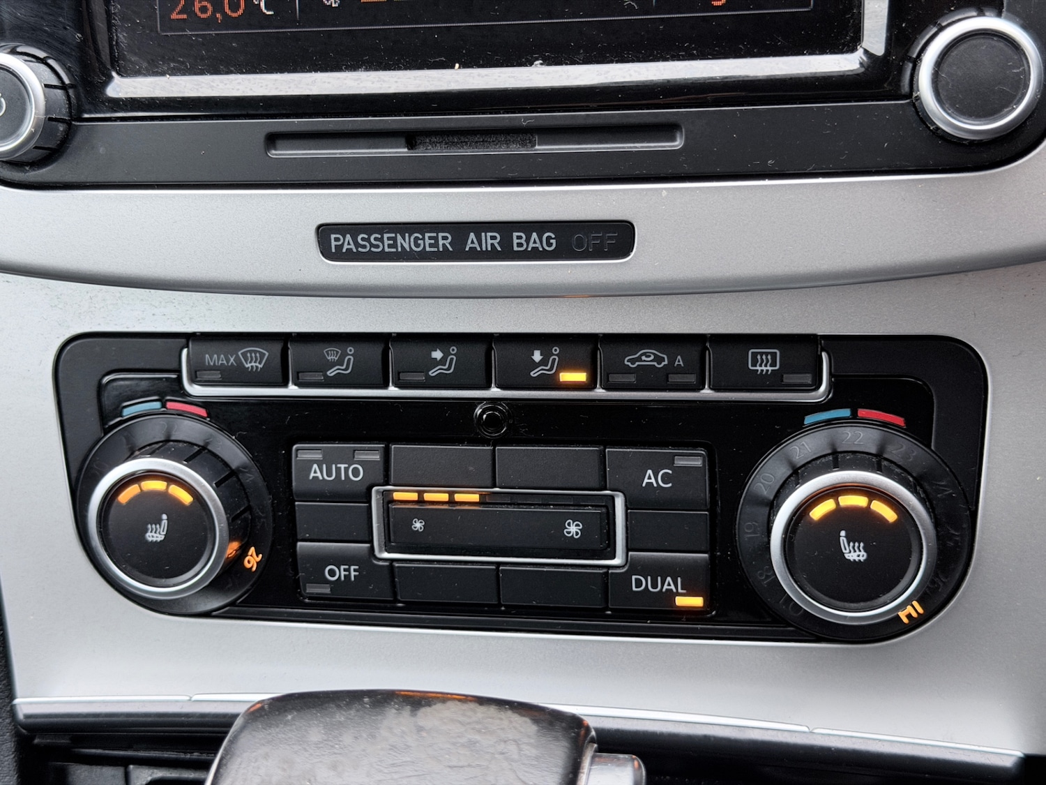 Used Volkswagen Passat 2009 for sale - 77241976: Photo 16