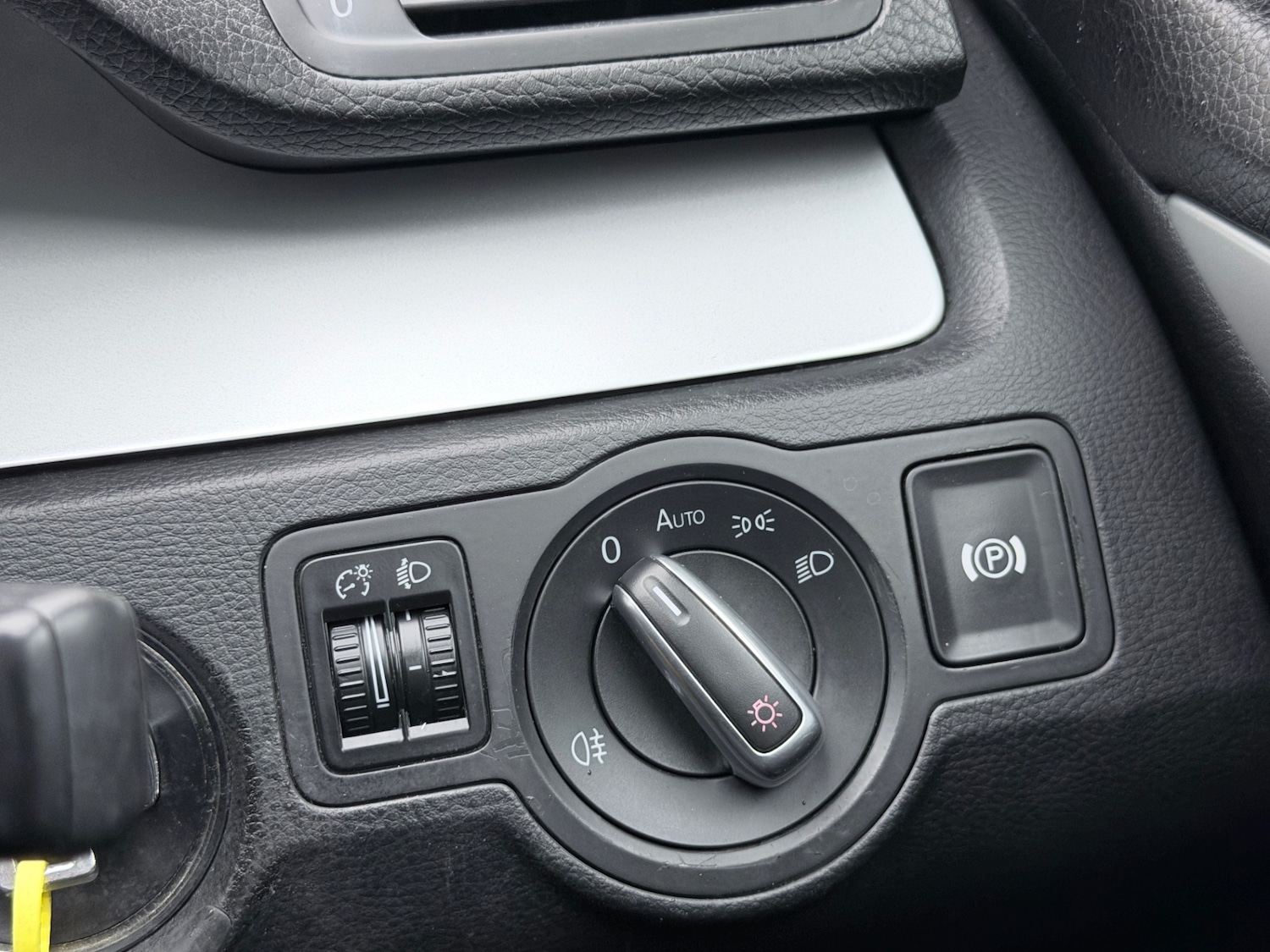 Used Volkswagen Passat 2009 for sale - 77241976: Photo 17