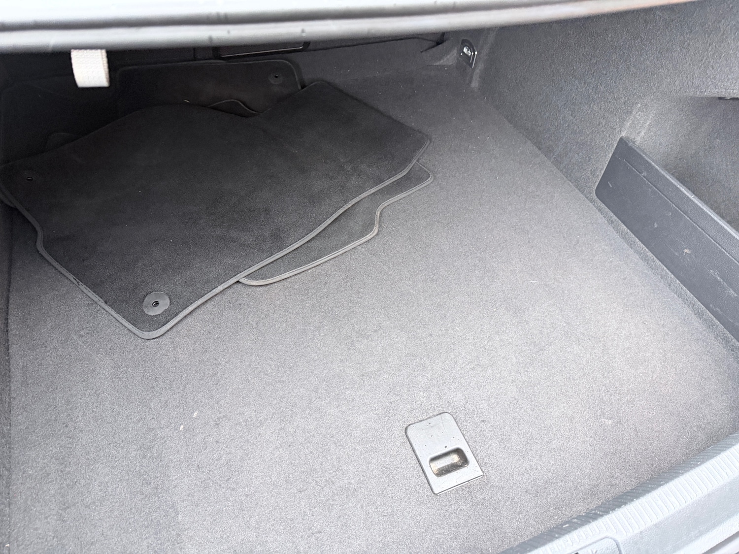 Used Volkswagen Passat 2009 for sale - 77241976: Photo 31