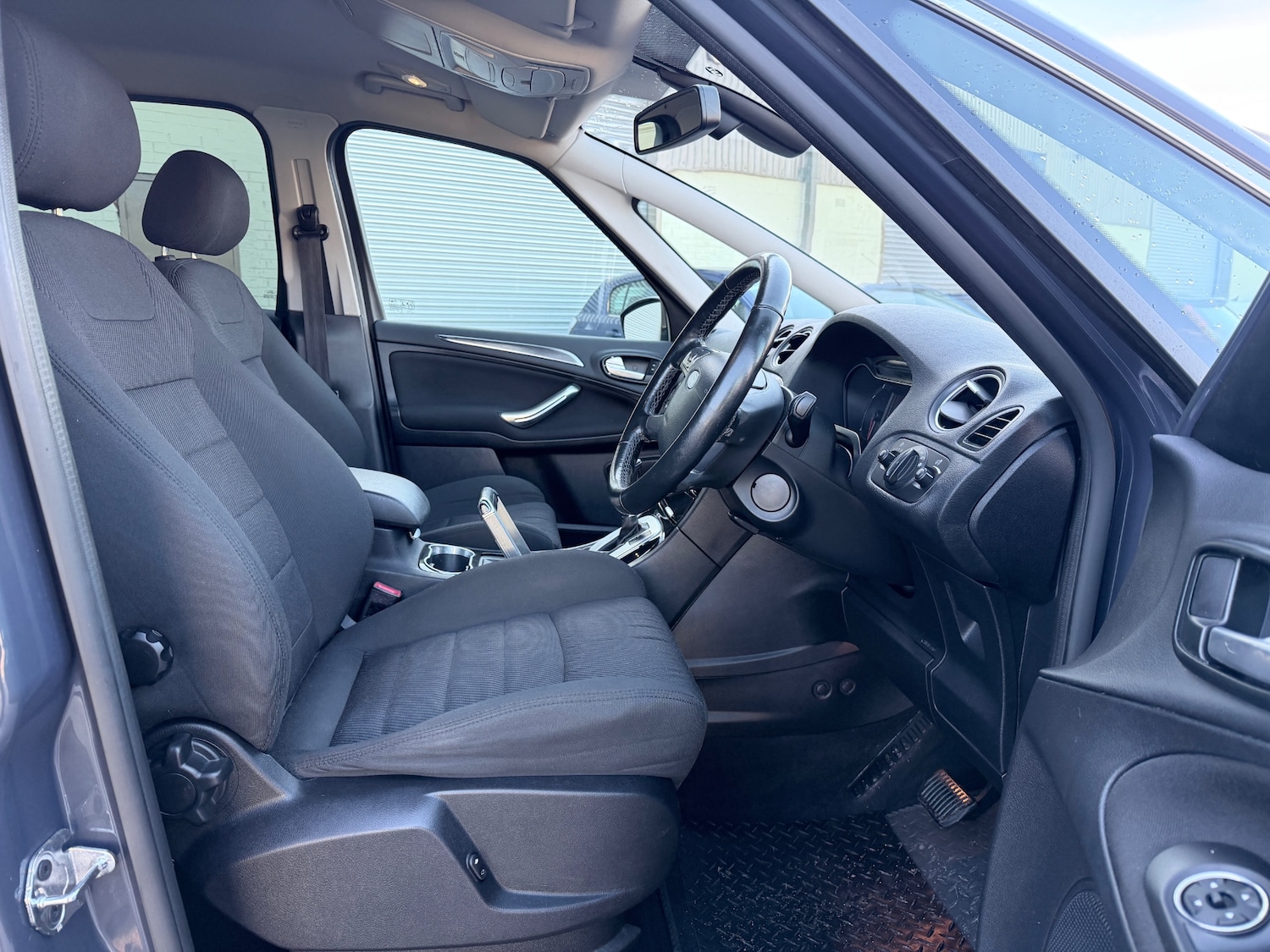 Used Ford S-Max 2013 for sale - 76439436: Photo 10