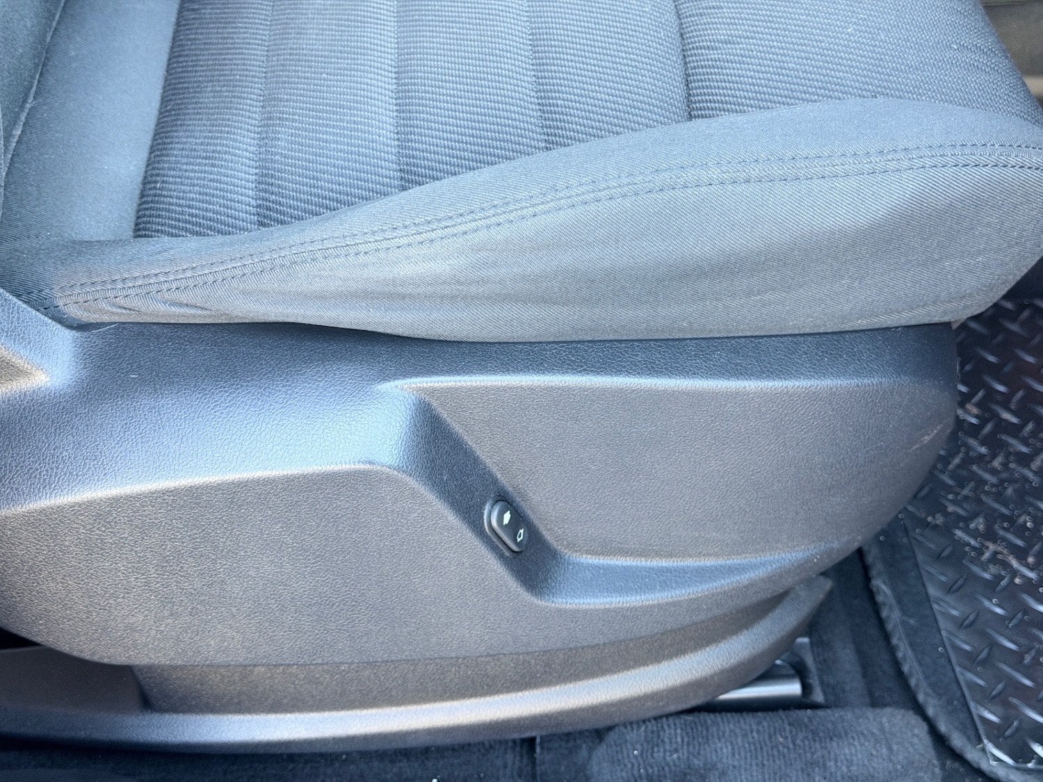 Used Ford S-Max 2013 for sale - 76439436: Photo 21