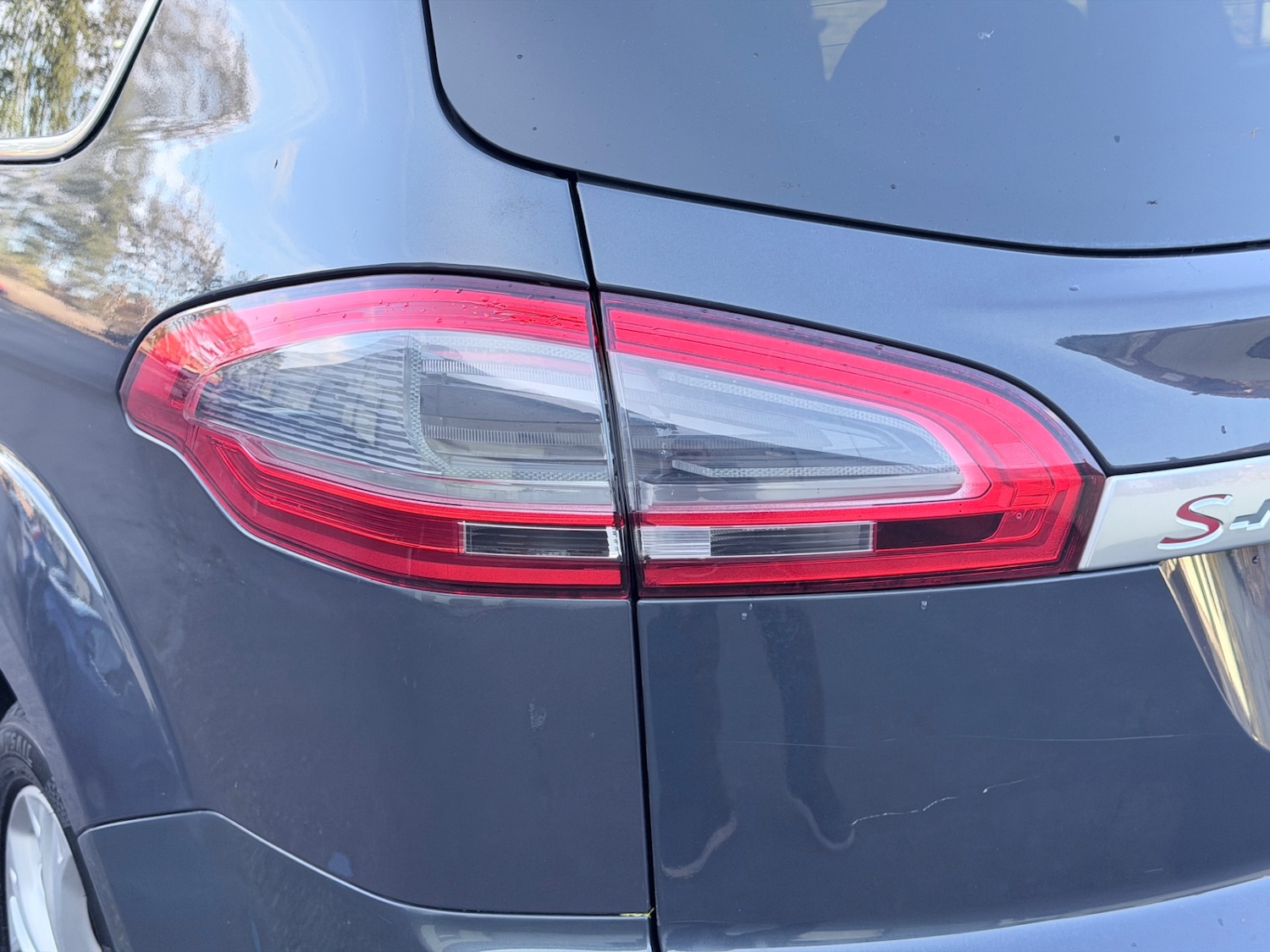 Used Ford S-Max 2013 for sale - 76439436: Photo 31